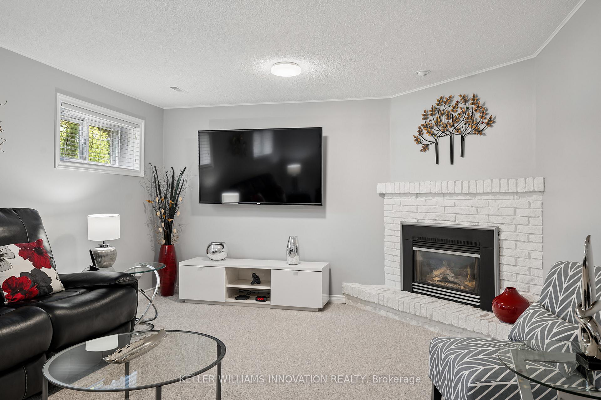 Photo 27 of 536 Pioneer Drive, Kitchener, Pioneer Park — HOMEH