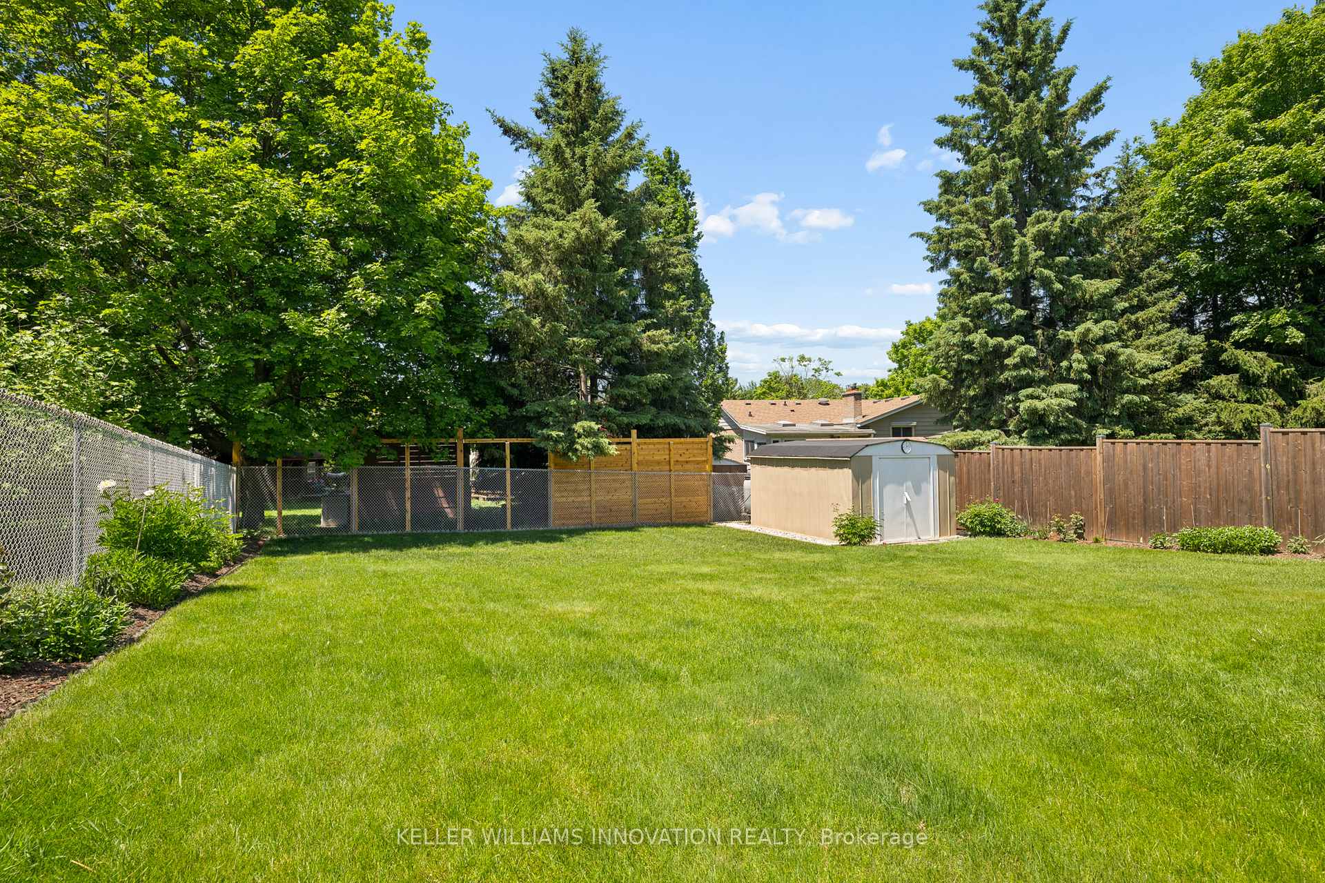Photo 32 of 536 Pioneer Drive, Kitchener, Pioneer Park — HOMEH