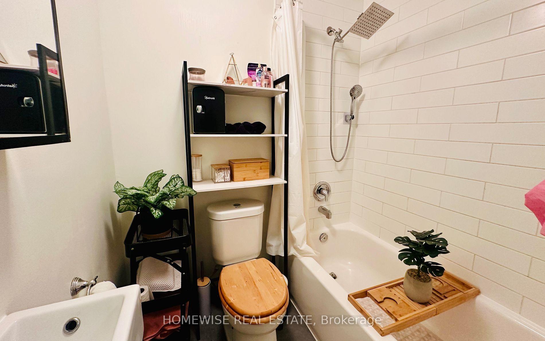 Photo 9 of Unit 209, 1 Triller Avenue, Toronto, South Parkdale — HOMEH