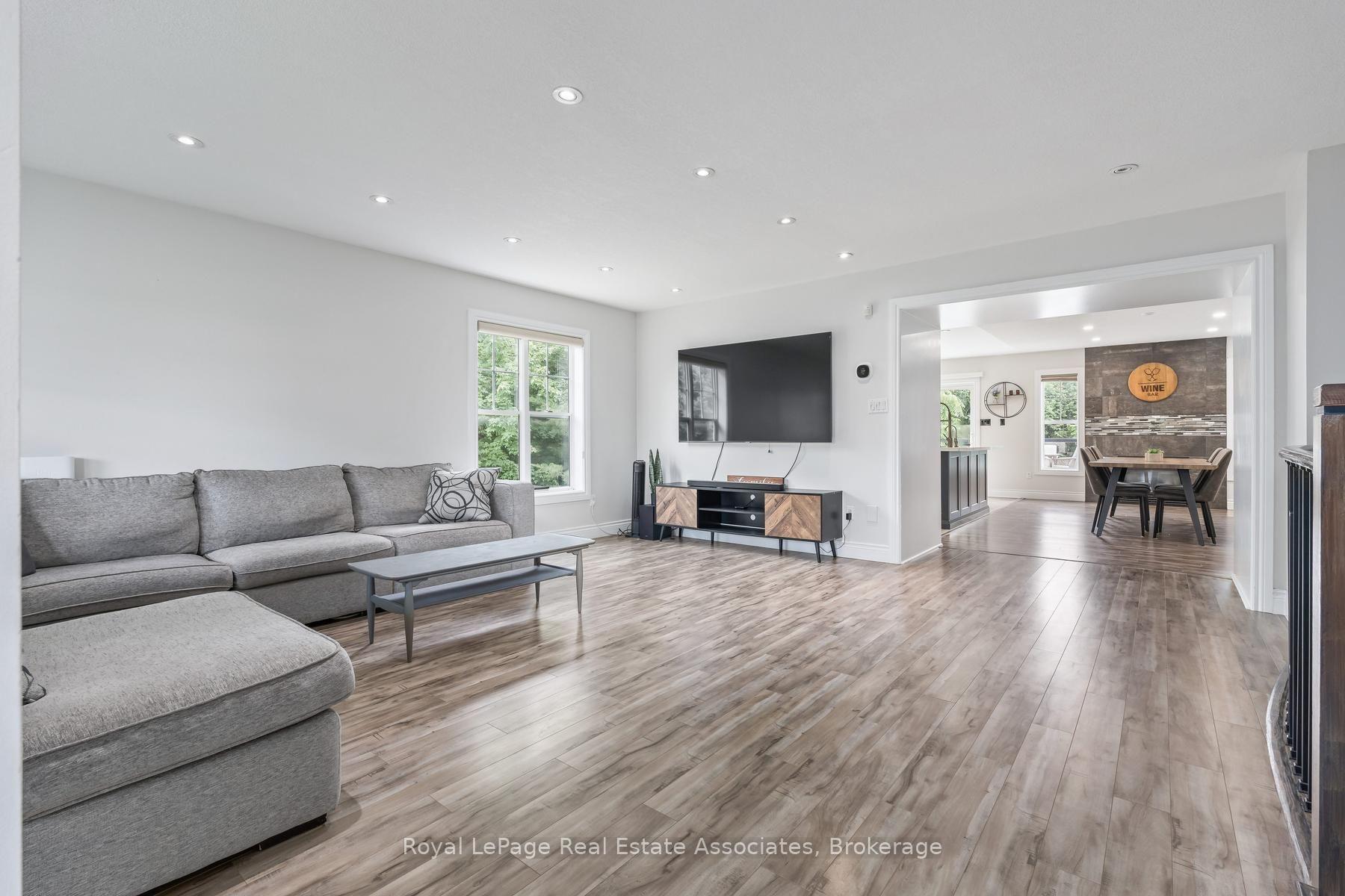 Photo 6 of 62 Somerville Road, Halton Hills, Acton — HOMEH