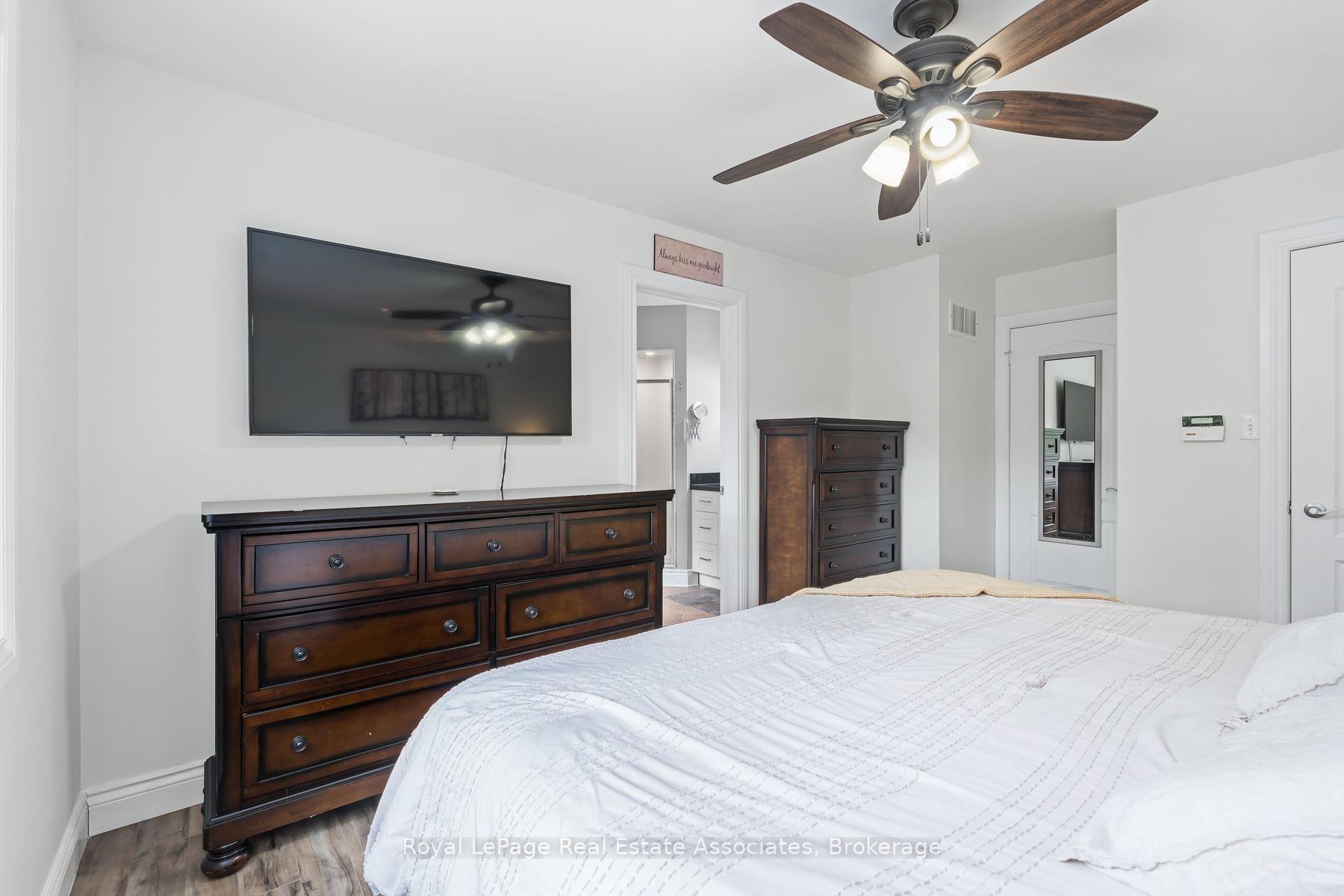 Photo 16 of 62 Somerville Road, Halton Hills, Acton — HOMEH