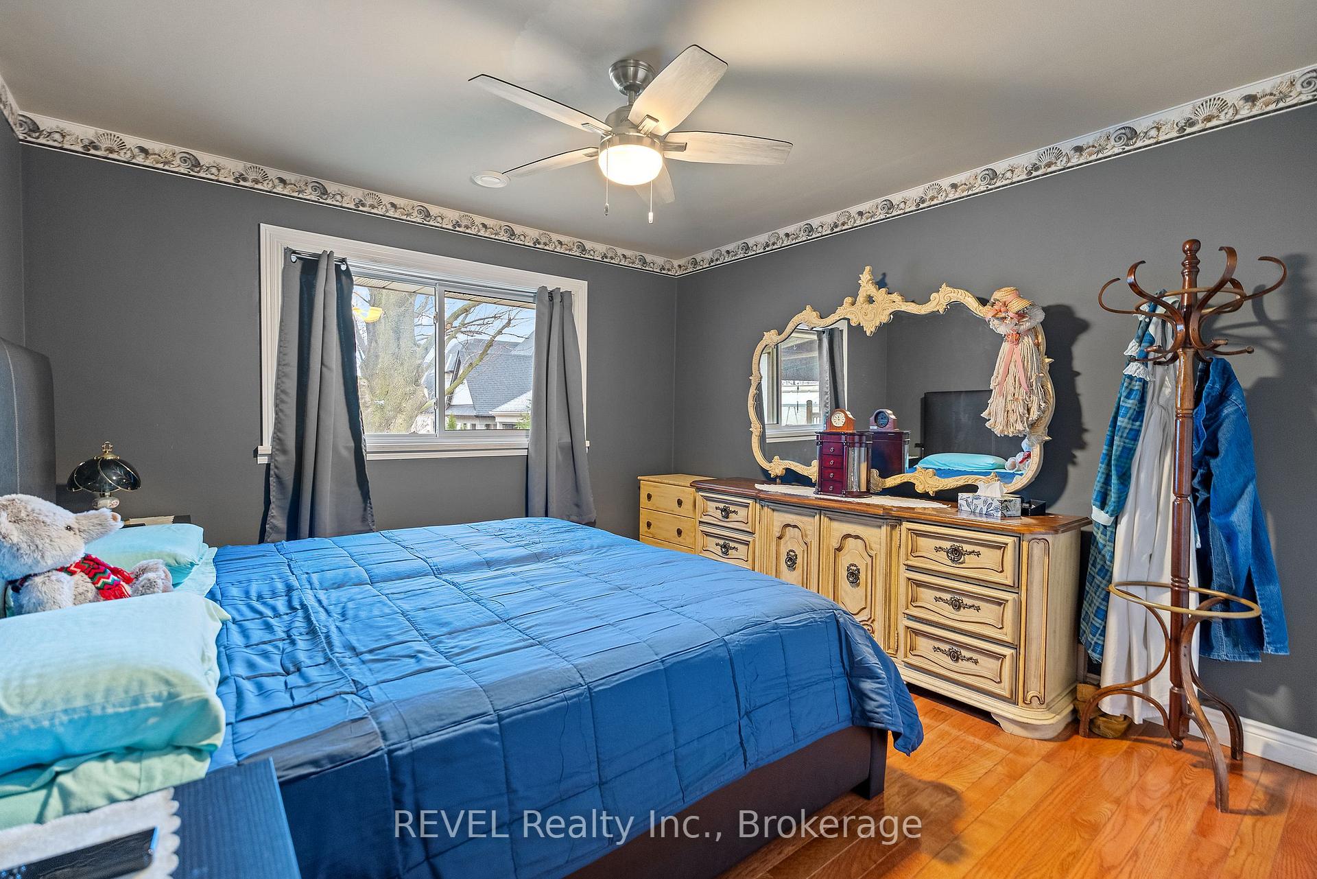 Photo 16 of 6398 Mountain Road, Niagara Falls, Stamford — HOMEH
