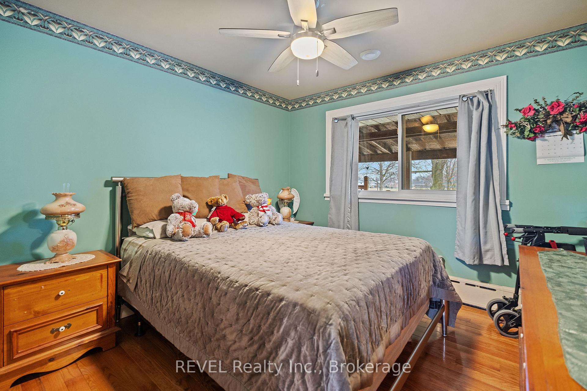 Photo 19 of 6398 Mountain Road, Niagara Falls, Stamford — HOMEH