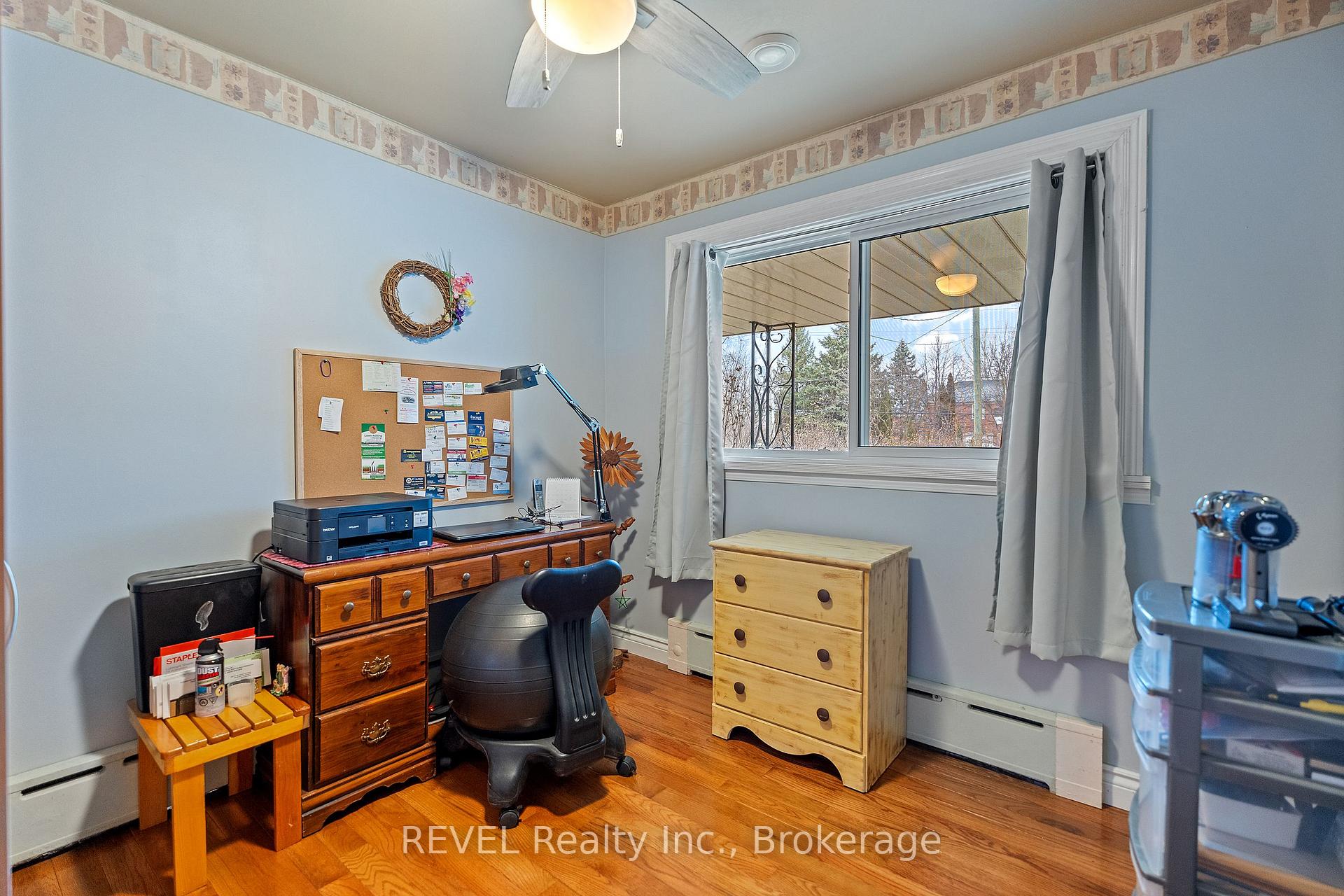 Photo 21 of 6398 Mountain Road, Niagara Falls, Stamford — HOMEH