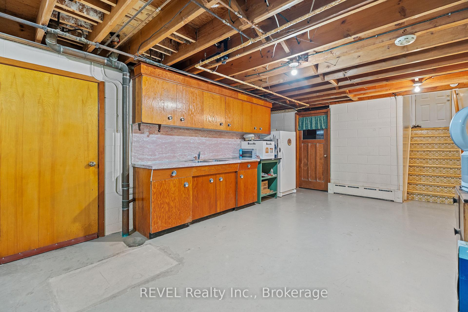 Photo 25 of 6398 Mountain Road, Niagara Falls, Stamford — HOMEH