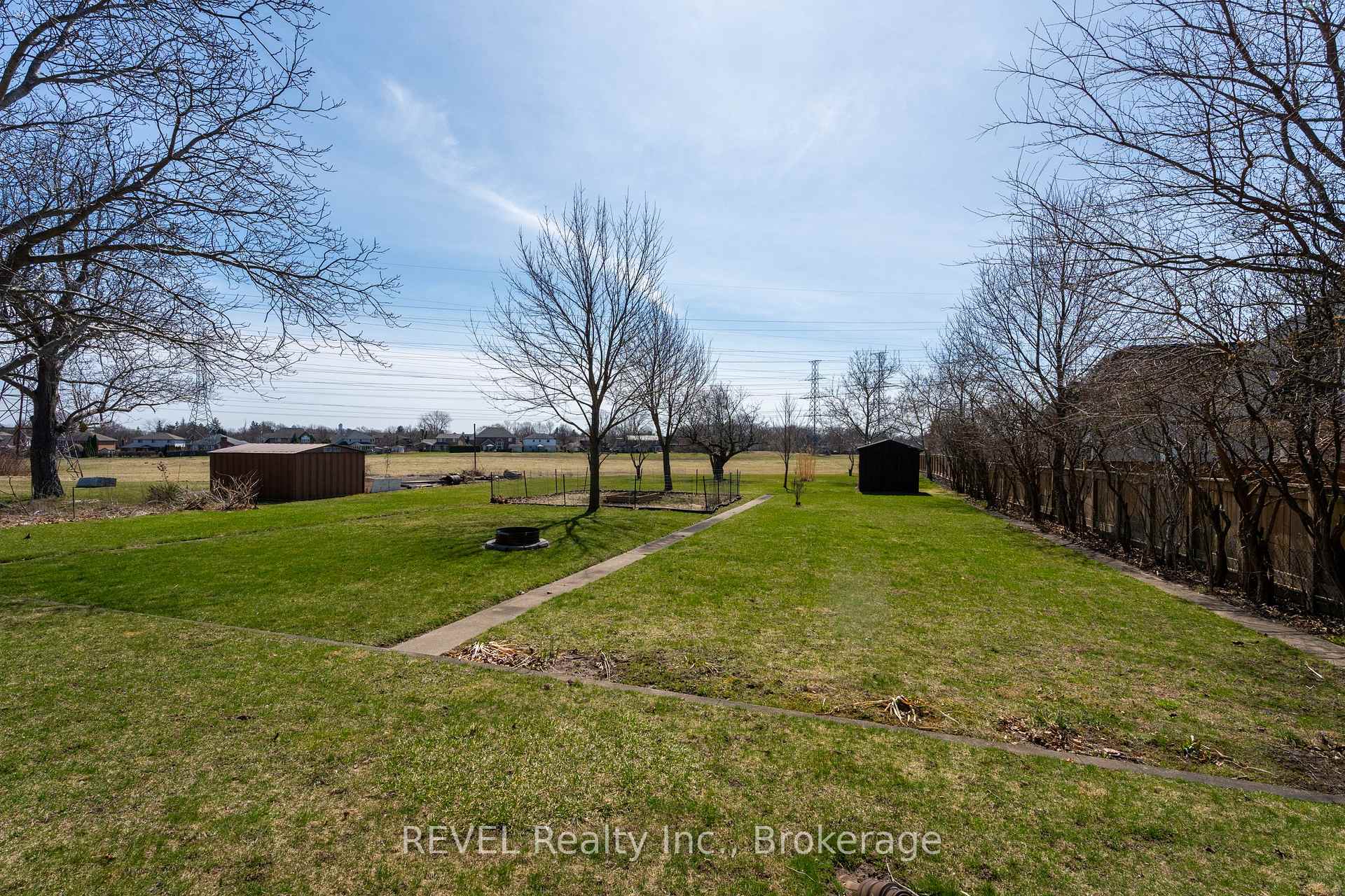 Photo 38 of 6398 Mountain Road, Niagara Falls, Stamford — HOMEH