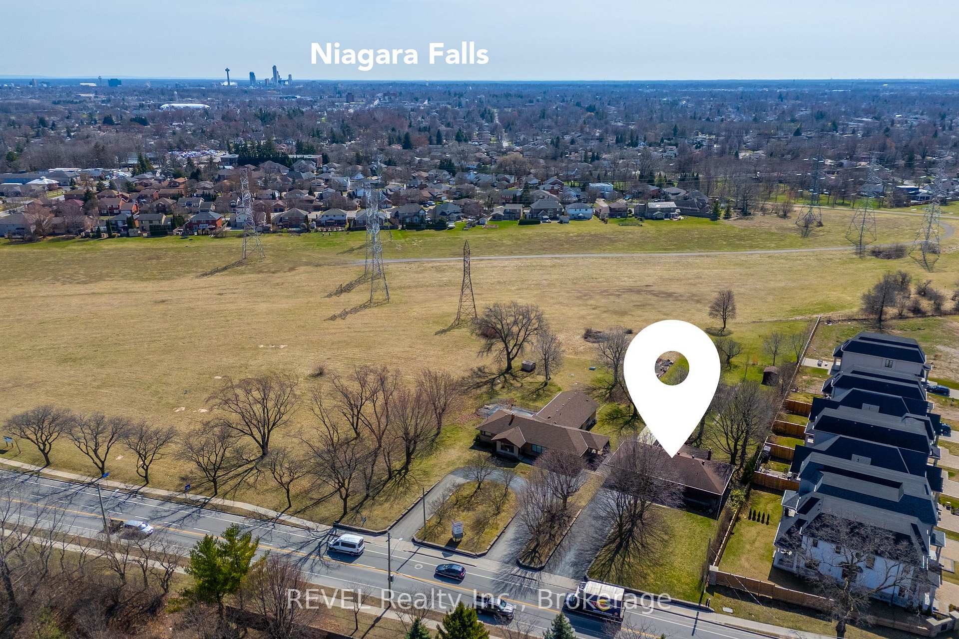 Photo 41 of 6398 Mountain Road, Niagara Falls, Stamford — HOMEH