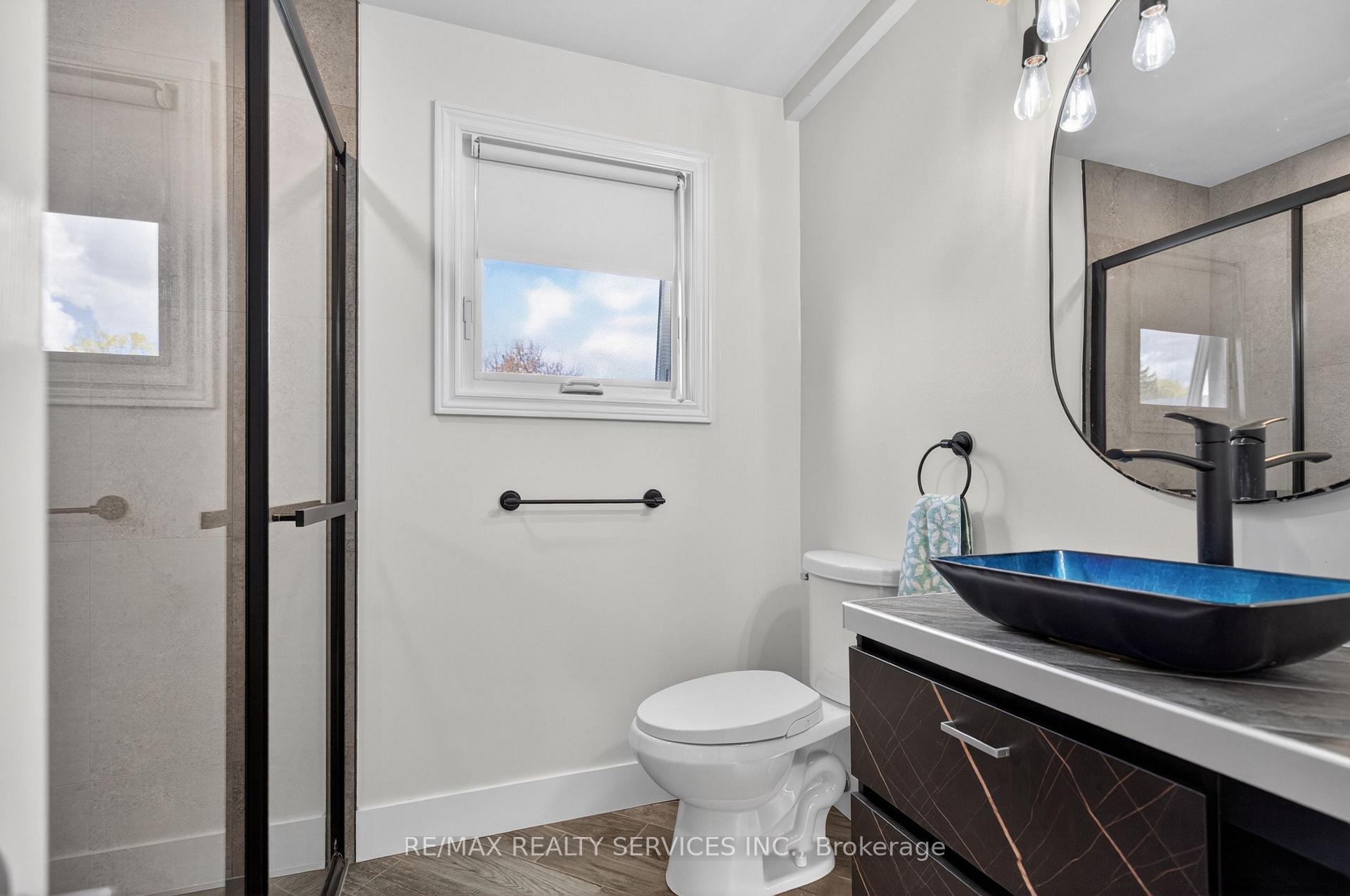 Photo 33 of 2 Dunbar Drive, Whitby, Blue Grass Meadows — HOMEH