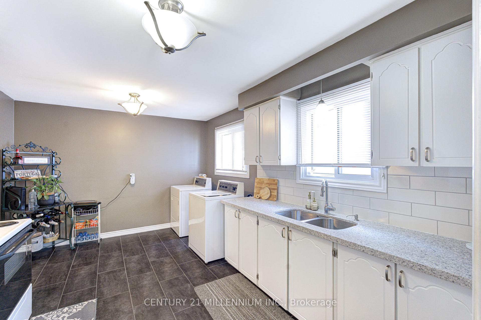 Photo 17 of 63 Linkdale Road, Brampton, Brampton North — HOMEH
