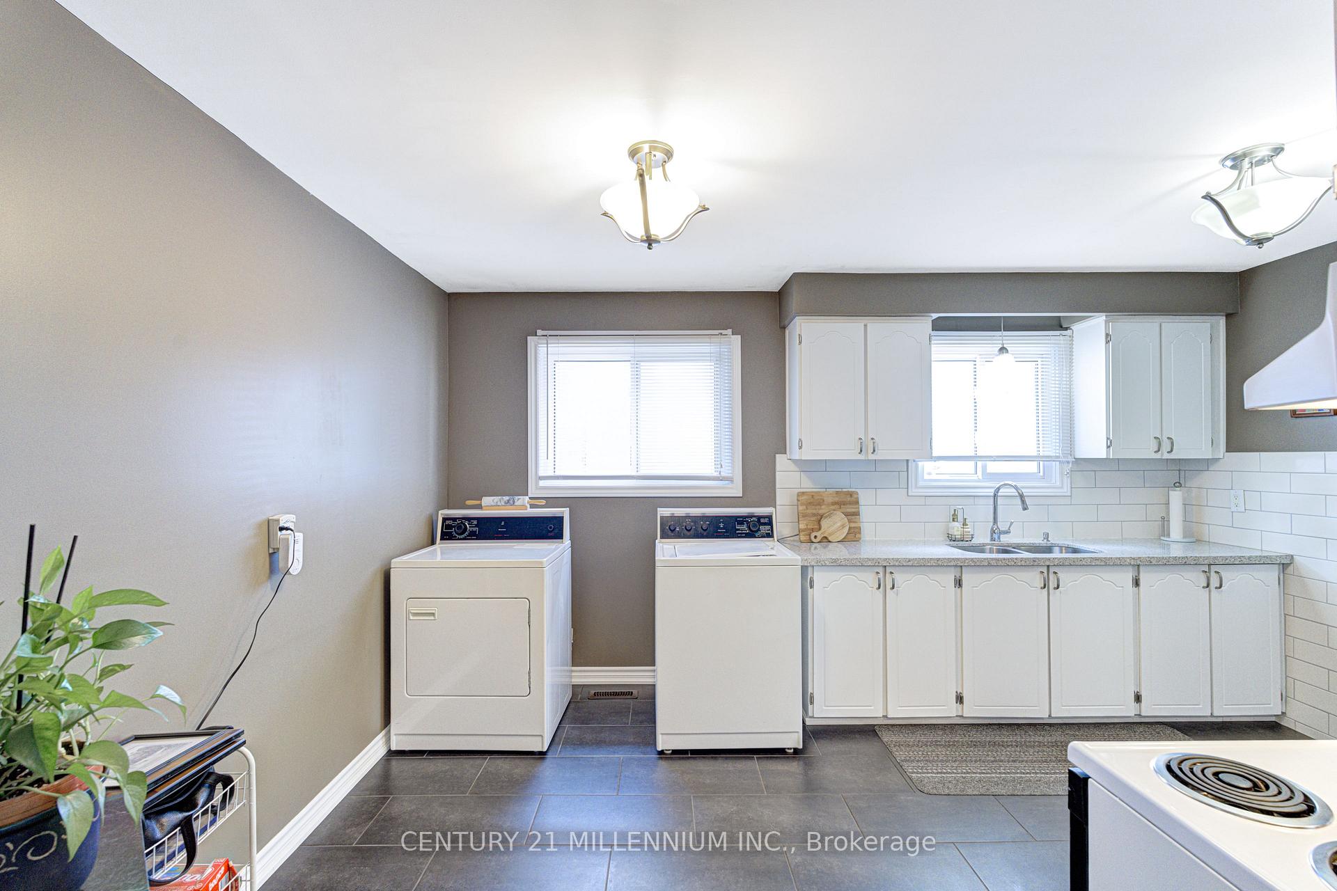 Photo 19 of 63 Linkdale Road, Brampton, Brampton North — HOMEH