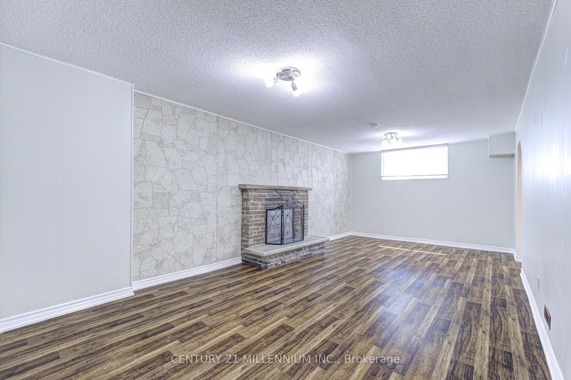 Photo 35 of 63 Linkdale Road, Brampton, Brampton North — HOMEH
