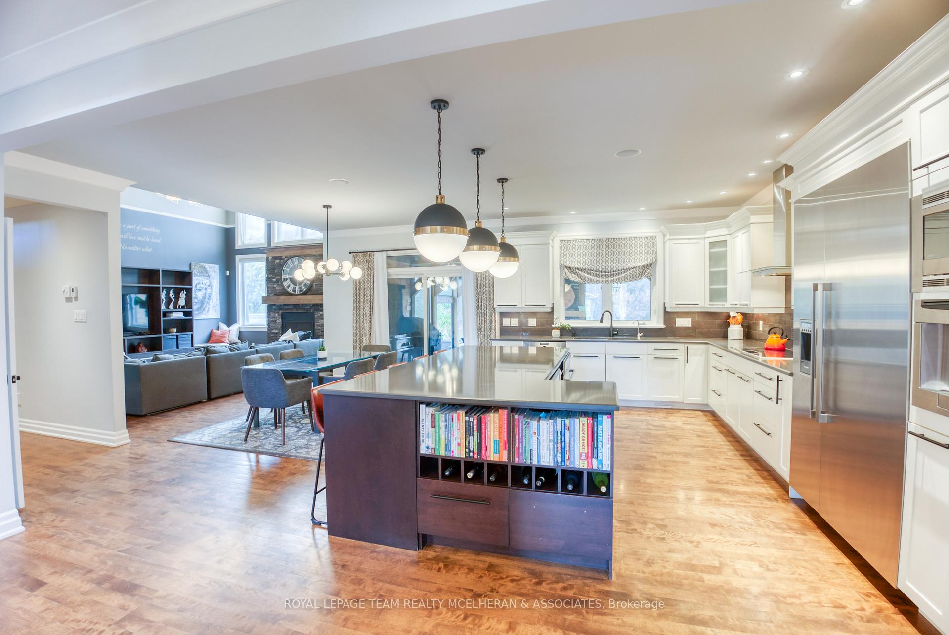 Photo 18 of 463 Lockmaster Crescent, Ottawa, Manotick Village & Manotick Estates — HOMEH