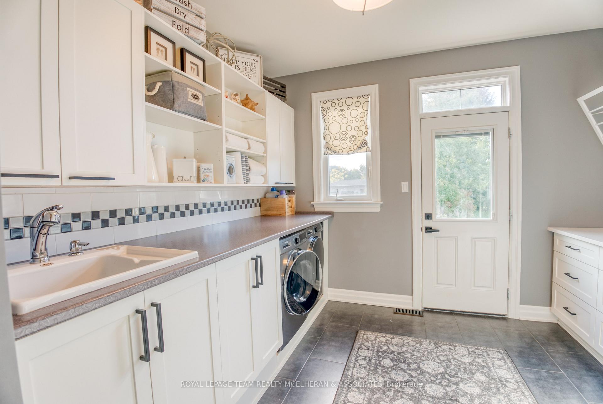 Photo 27 of 463 Lockmaster Crescent, Ottawa, Manotick Village & Manotick Estates — HOMEH