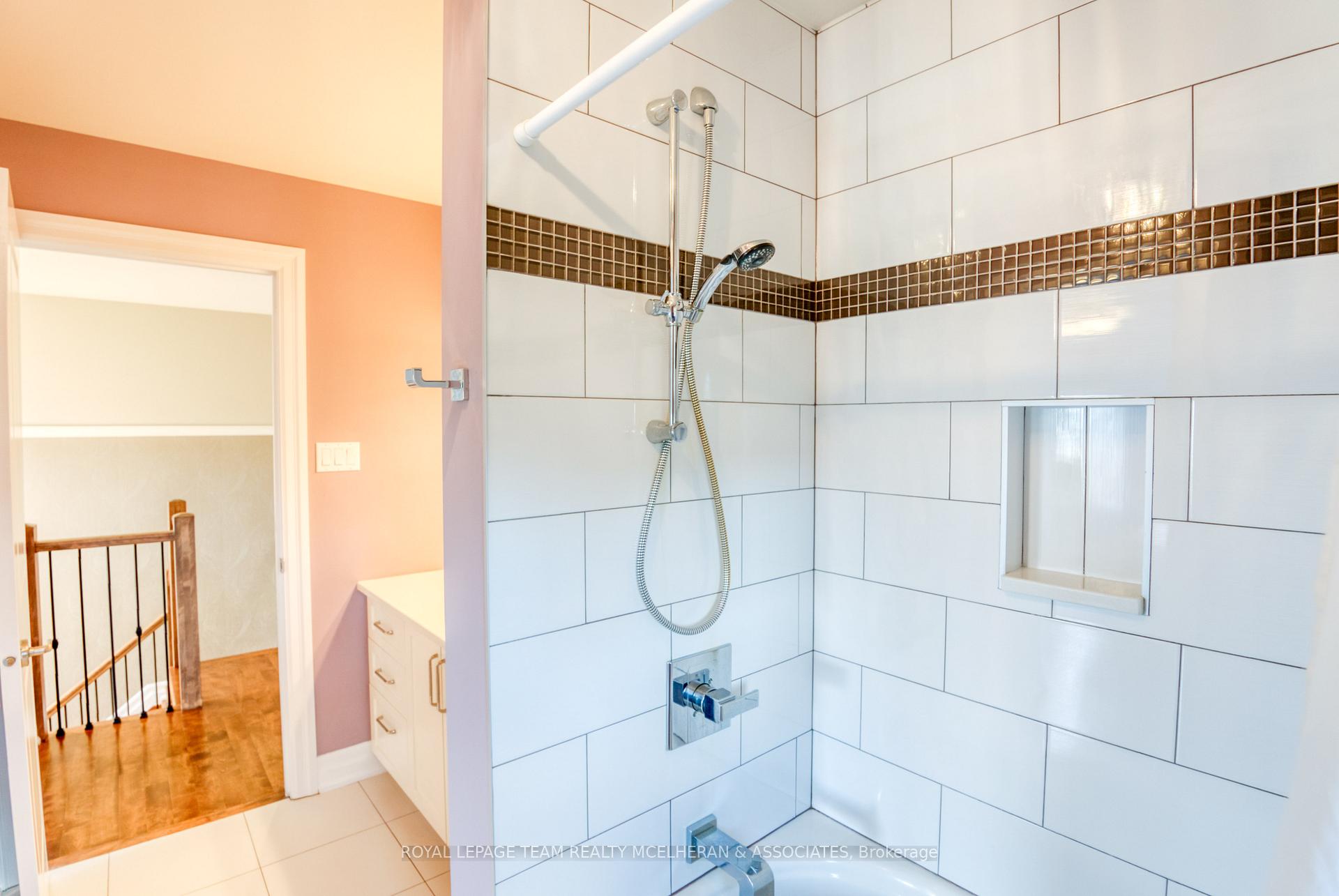 Photo 39 of 463 Lockmaster Crescent, Ottawa, Manotick Village & Manotick Estates — HOMEH