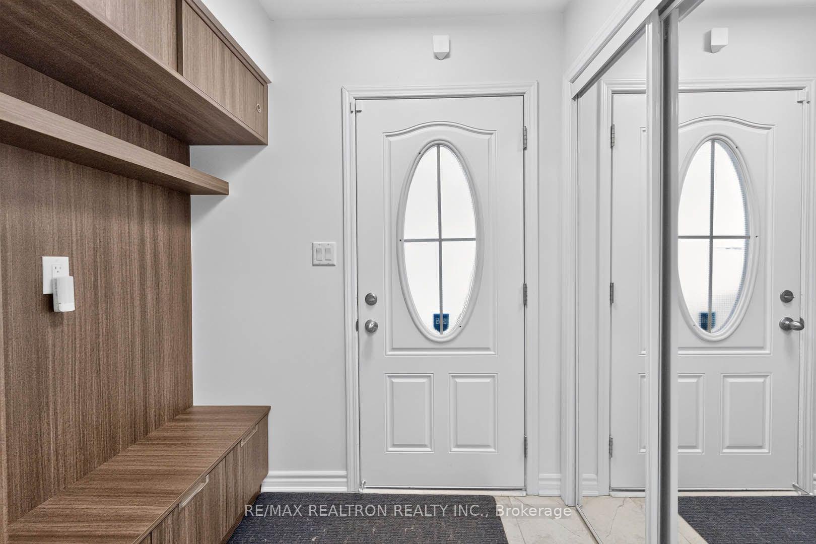 Photo 2 of 2483 Fall Harvest Crescent, Pickering, Rural Pickering — HOMEH