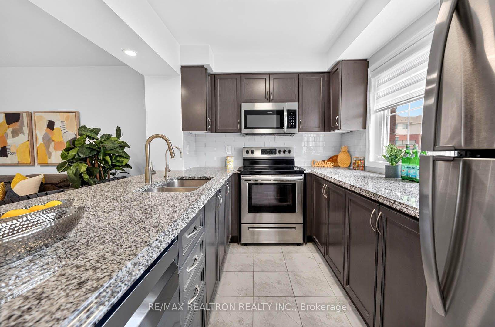 Photo 14 of 2483 Fall Harvest Crescent, Pickering, Rural Pickering — HOMEH