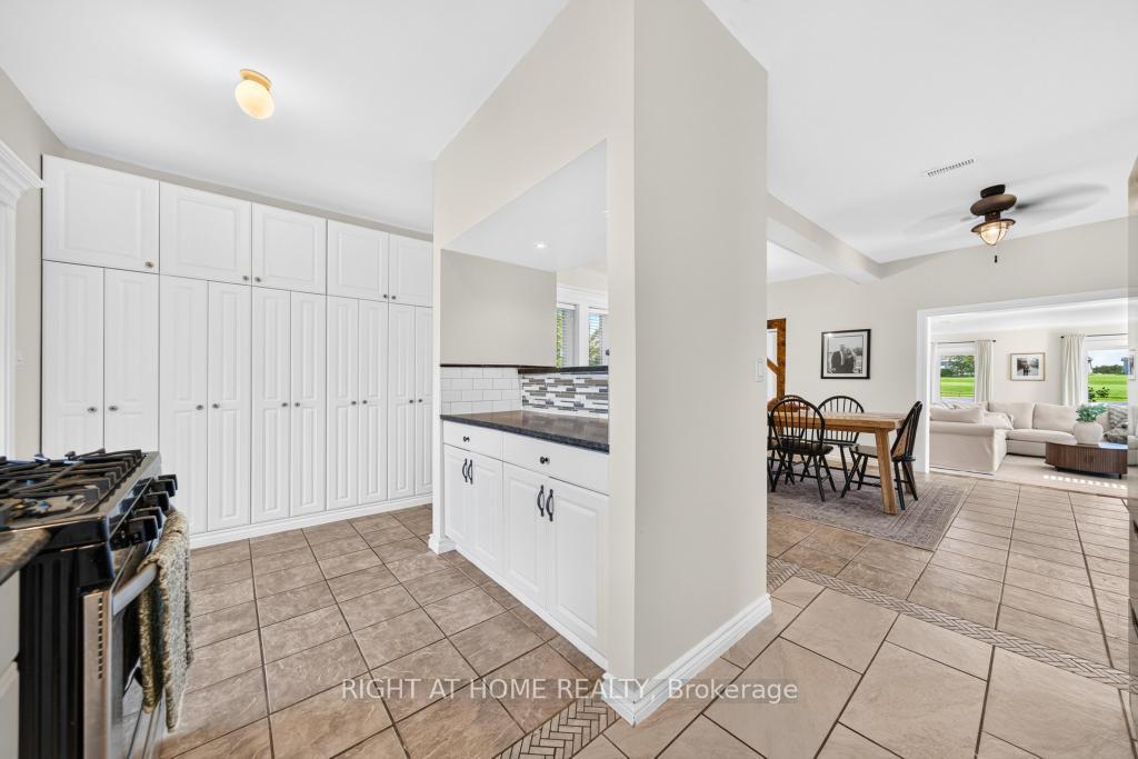 Photo 14 of 9535 Regional Rd 9, West Lincoln, West Lincoln — HOMEH