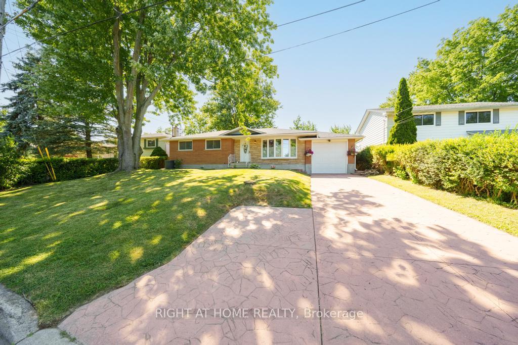 Photo 1 of 7 Wallis Avenue, West Lincoln, Smithville — HOMEH