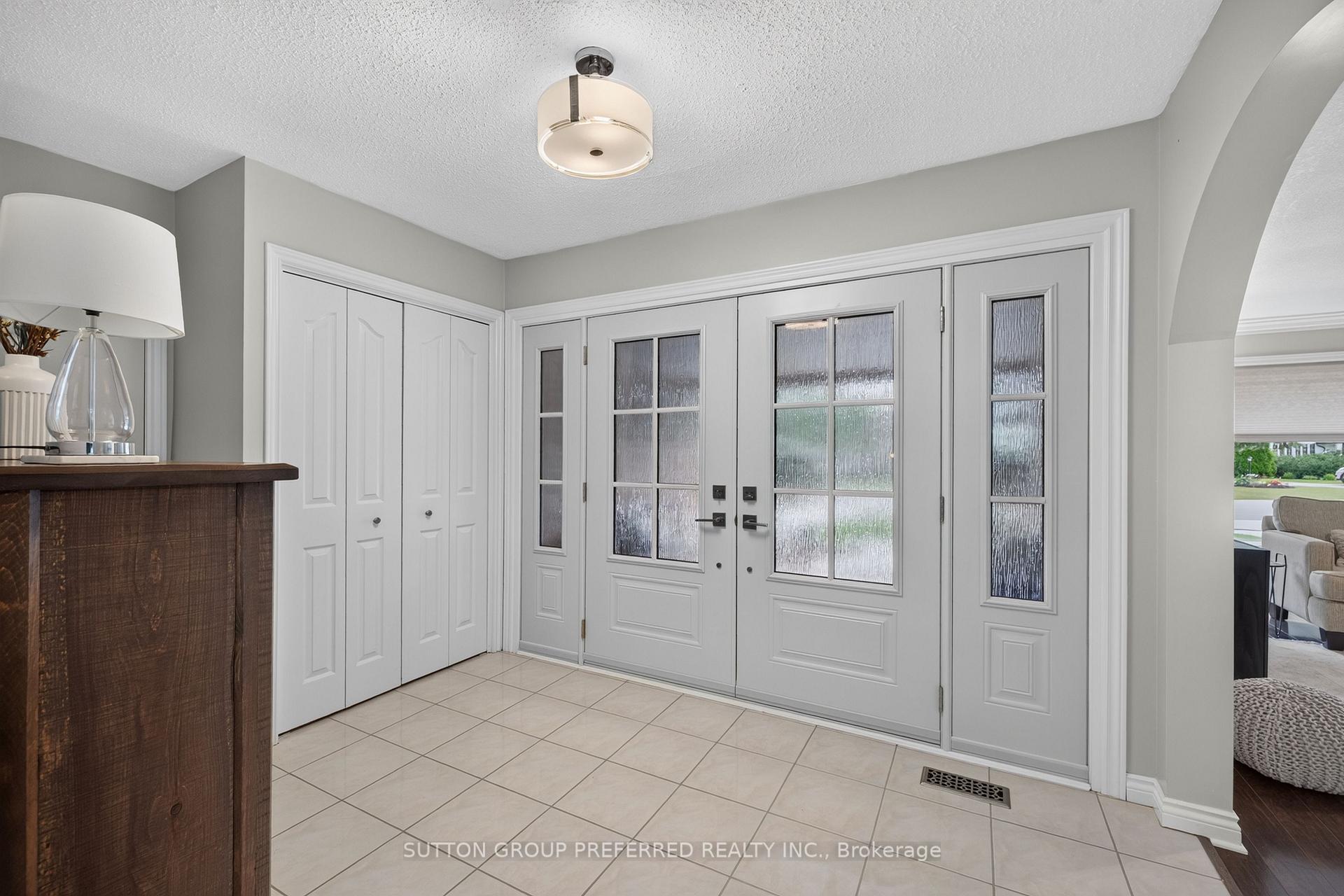 Photo 6 of 146 Sherwood Place, Thames Centre, Dorchester — HOMEH