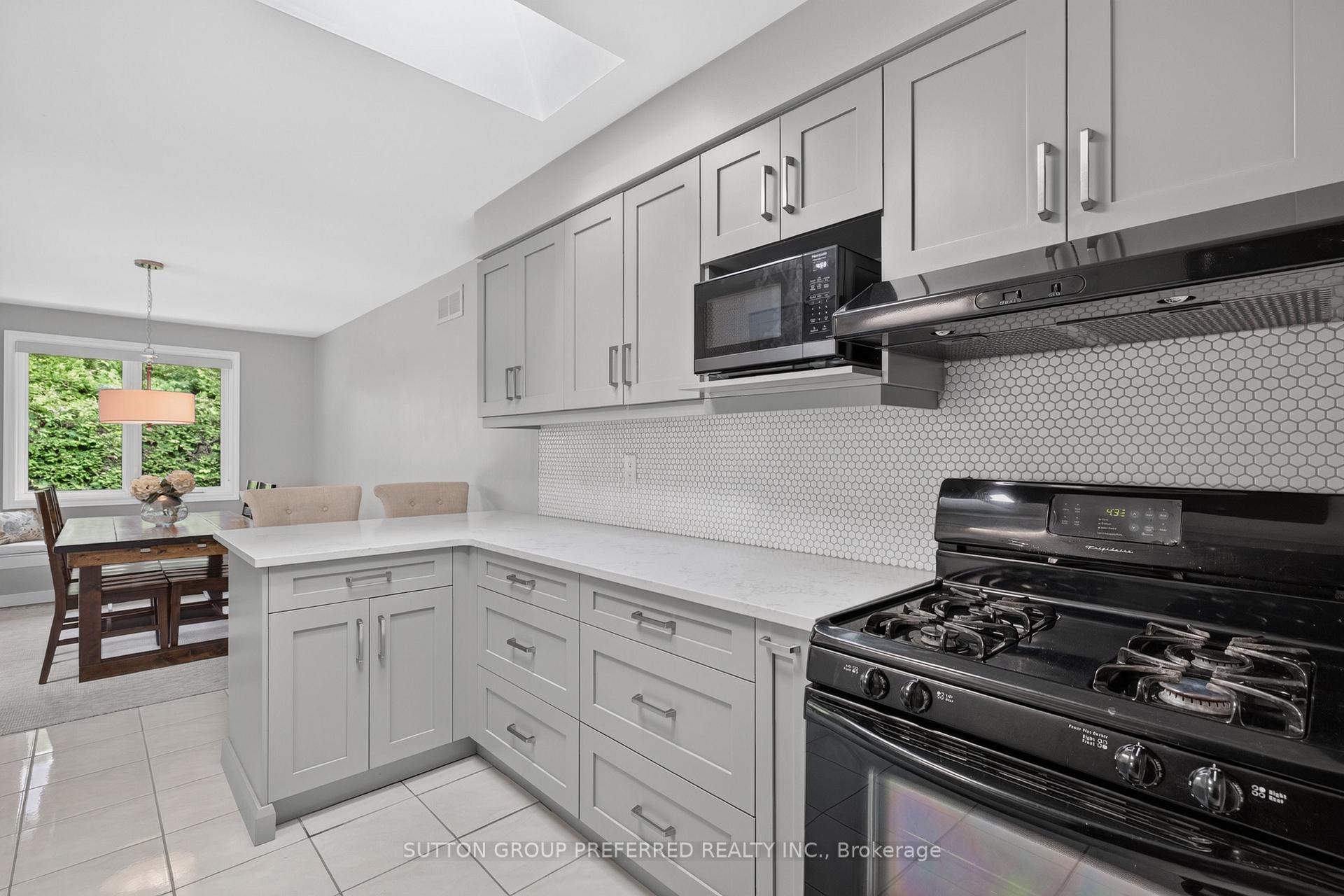 Photo 13 of 146 Sherwood Place, Thames Centre, Dorchester — HOMEH