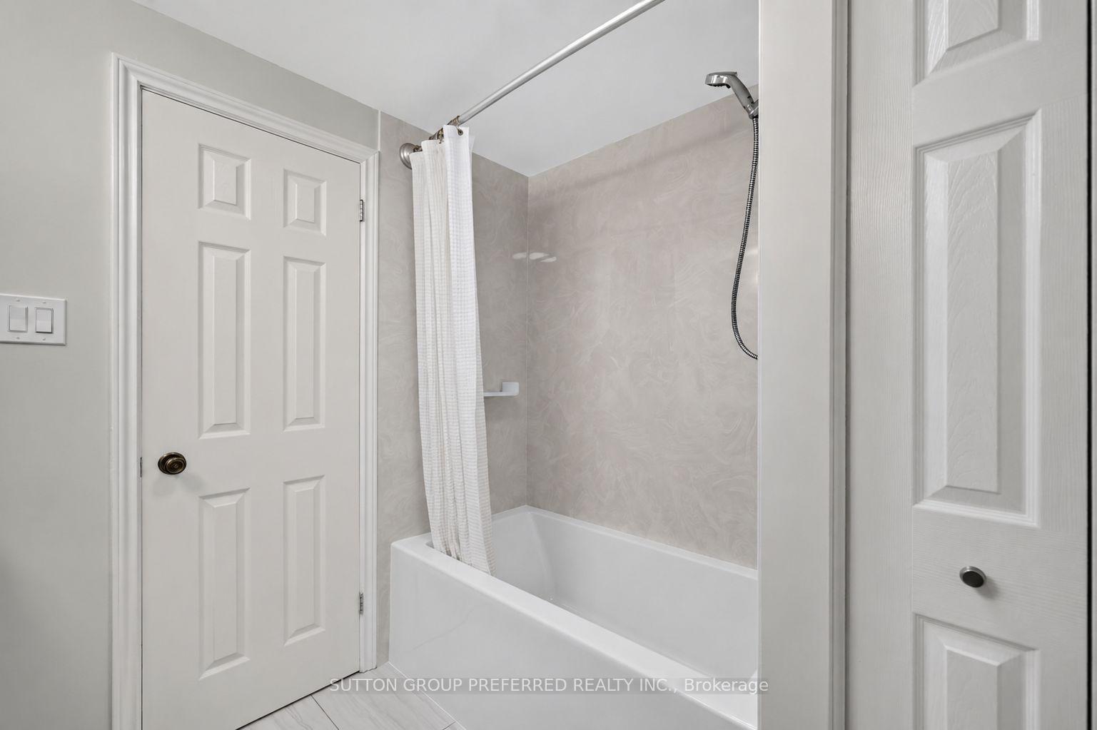 Photo 23 of 146 Sherwood Place, Thames Centre, Dorchester — HOMEH