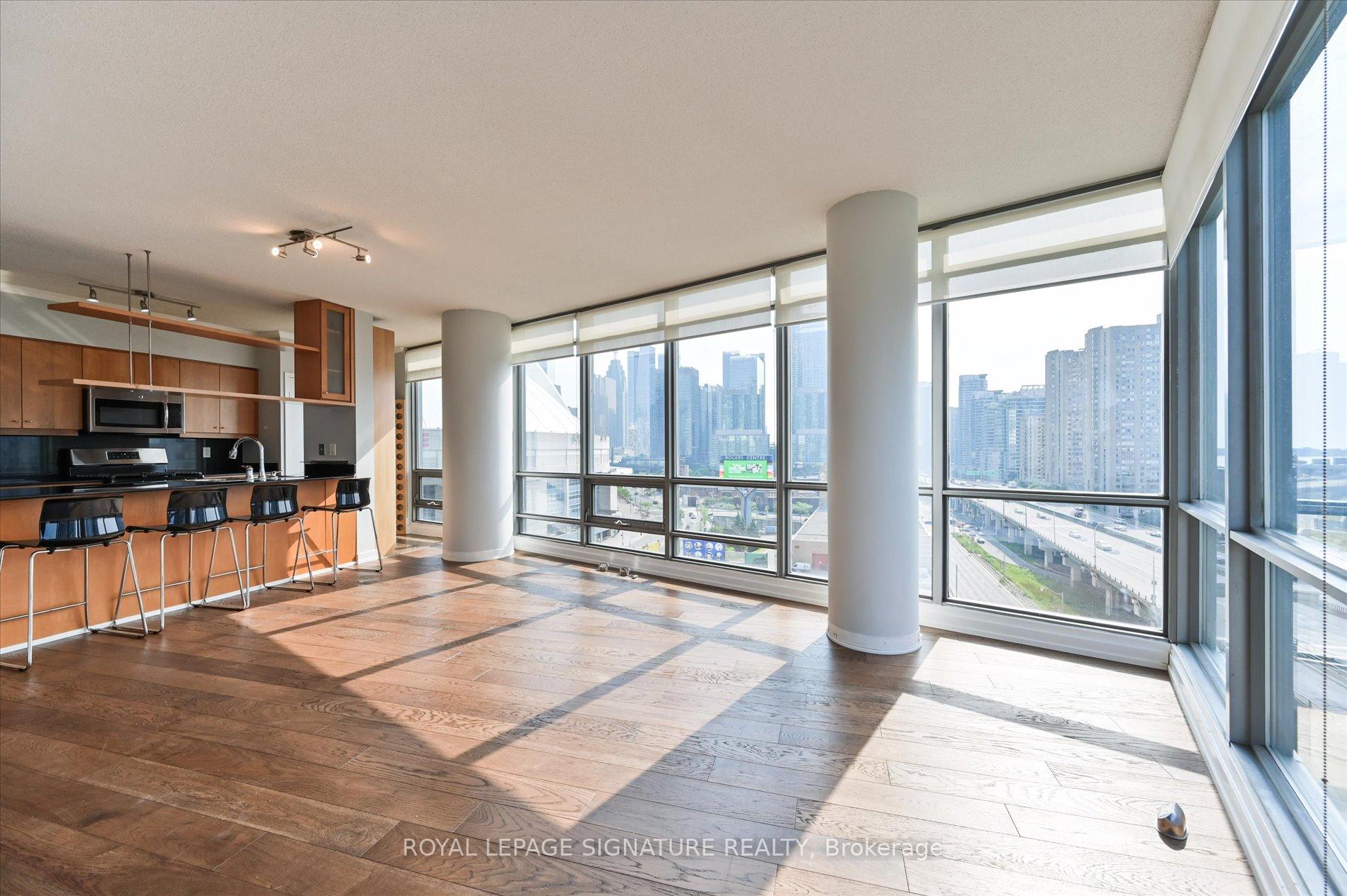 Photo 9 of Unit 1102, 5 Mariner Terrace, Toronto, Waterfront Communities — HOMEH