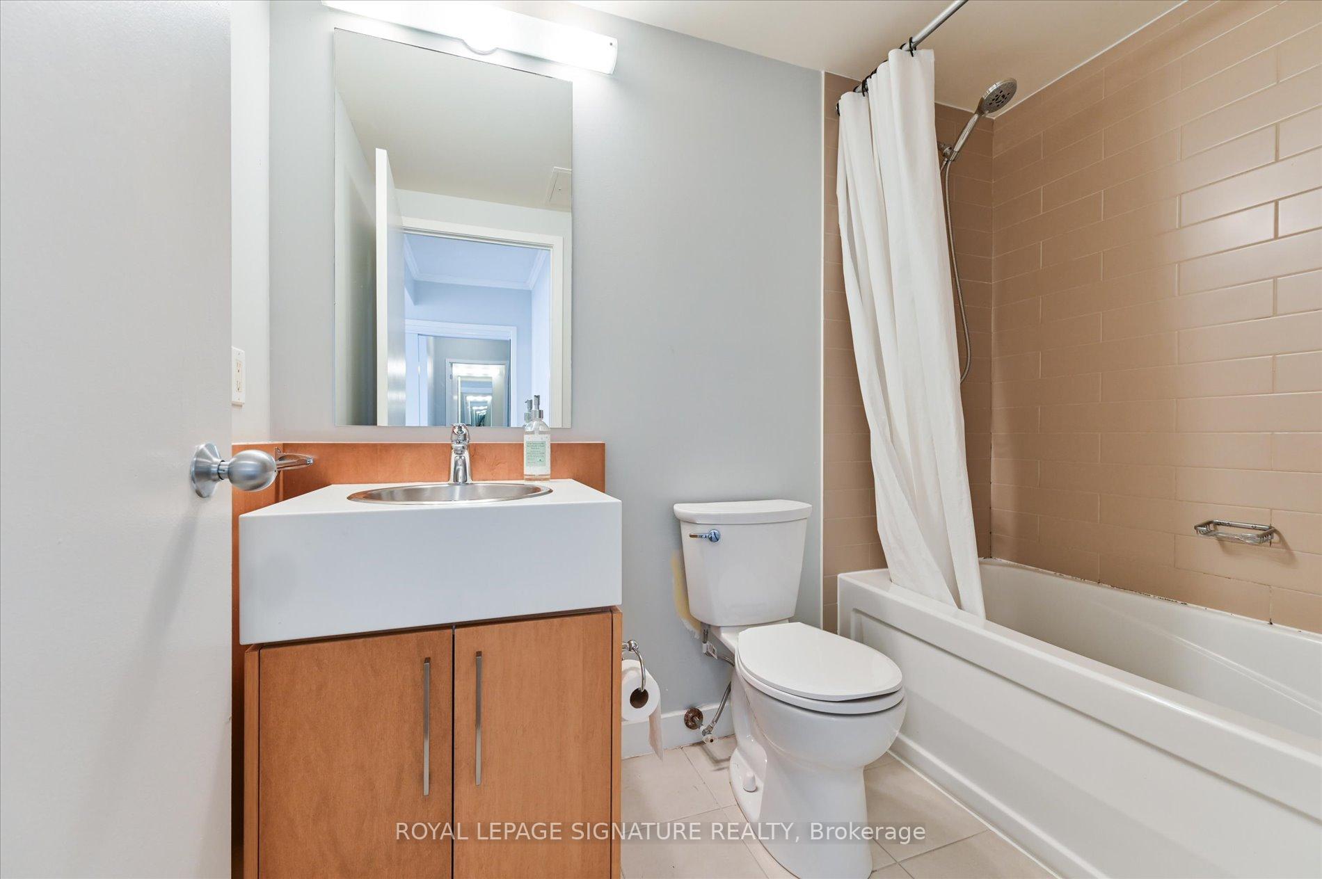 Photo 19 of Unit 1102, 5 Mariner Terrace, Toronto, Waterfront Communities — HOMEH