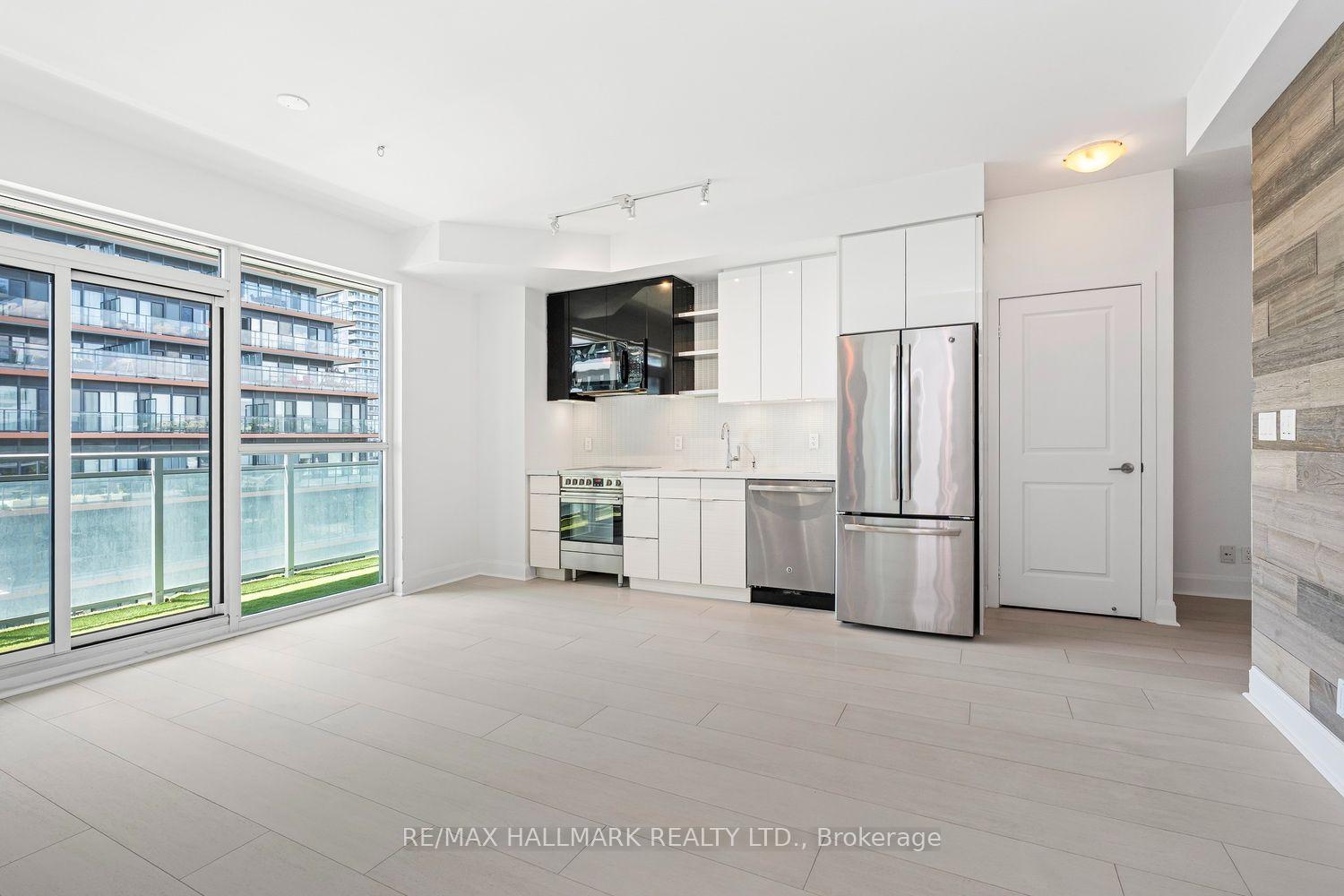 Photo 5 of Unit 701, 33 Shore Breeze Drive, Etobicoke, Mimico — HOMEH