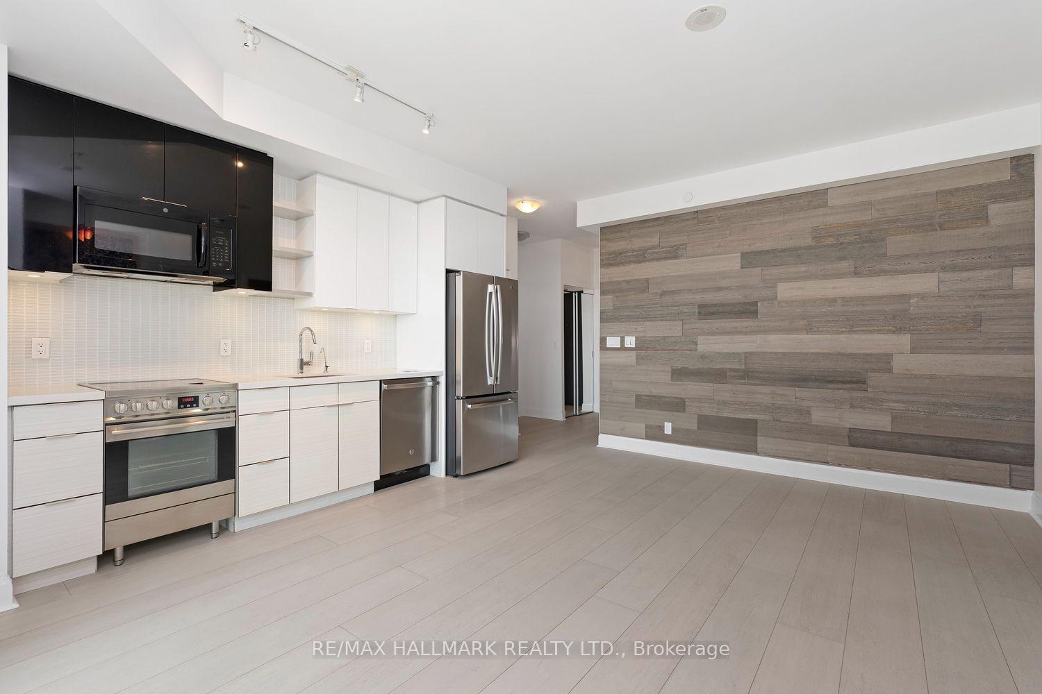 Photo 6 of Unit 701, 33 Shore Breeze Drive, Etobicoke, Mimico — HOMEH