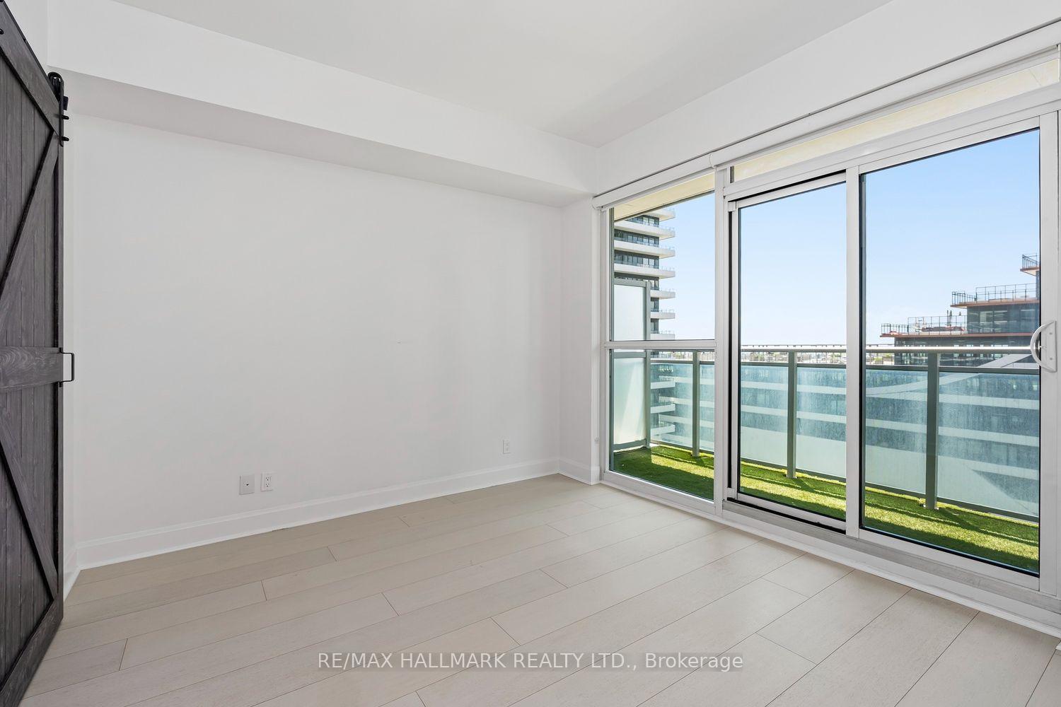 Photo 9 of Unit 701, 33 Shore Breeze Drive, Etobicoke, Mimico — HOMEH