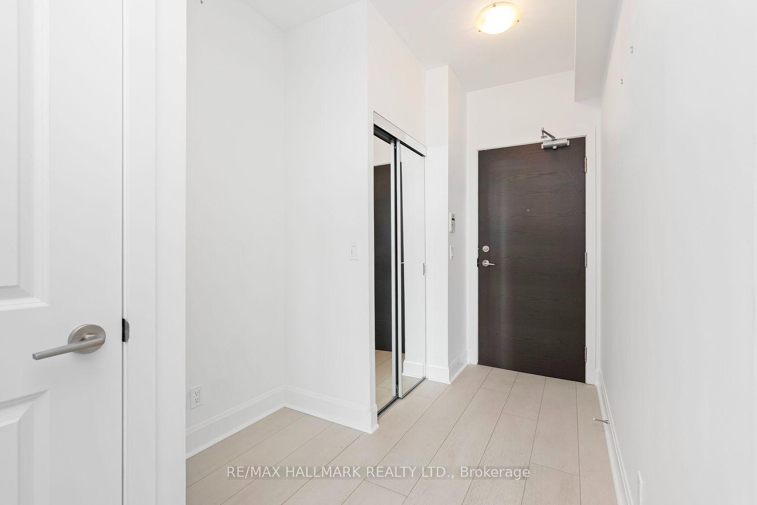 Photo 15 of Unit 701, 33 Shore Breeze Drive, Etobicoke, Mimico — HOMEH