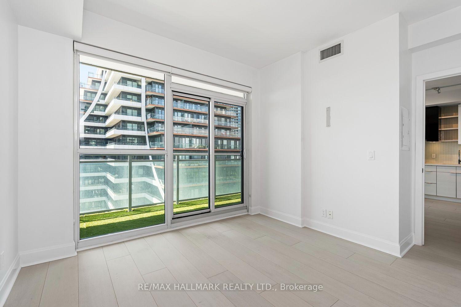 Photo 22 of Unit 701, 33 Shore Breeze Drive, Etobicoke, Mimico — HOMEH