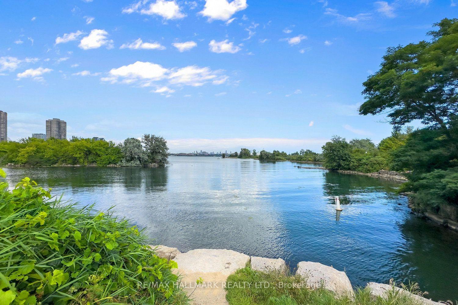 Photo 31 of Unit 701, 33 Shore Breeze Drive, Etobicoke, Mimico — HOMEH