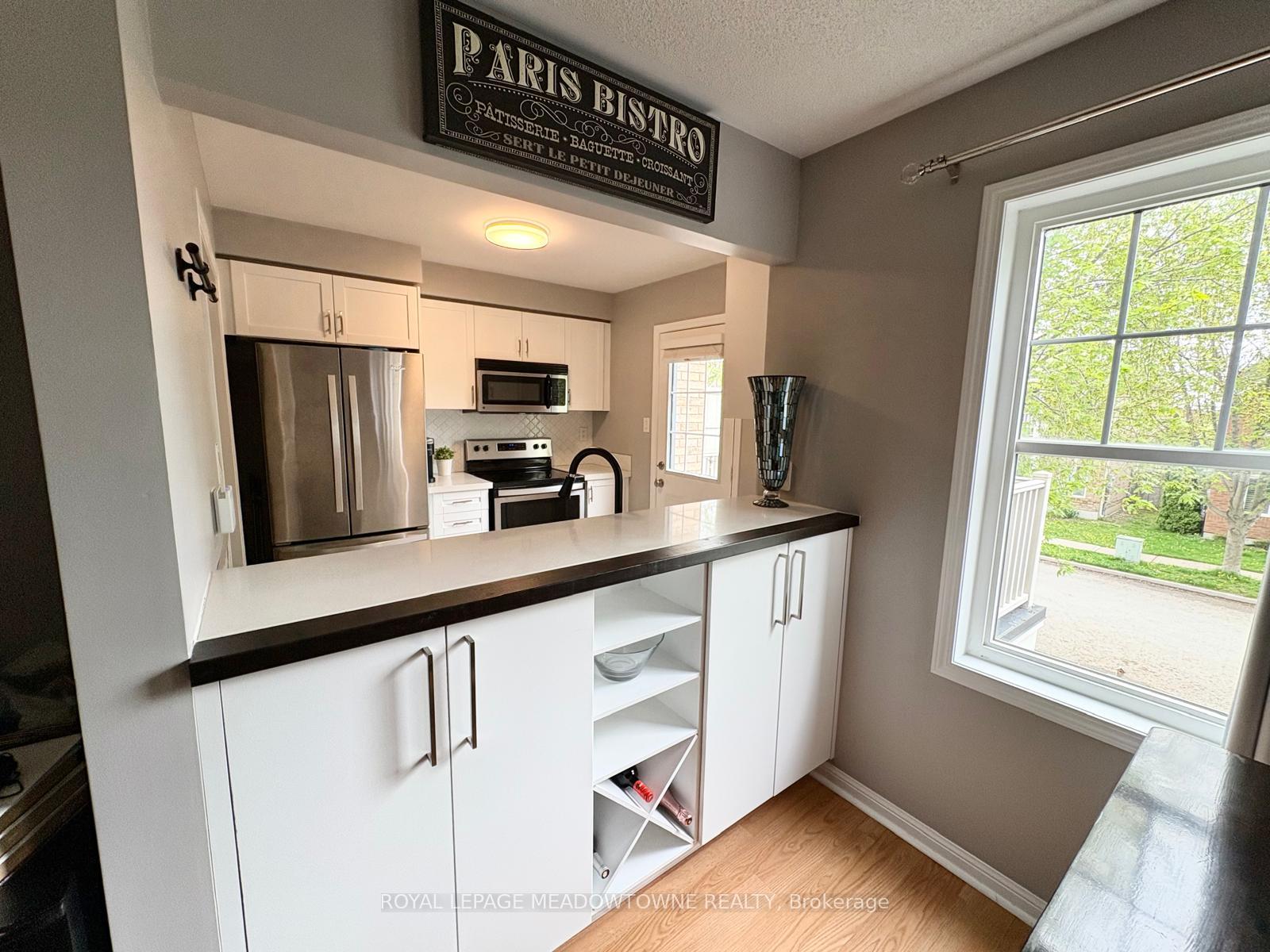 Photo 10 of 774 Shortreed Crescent, Milton, Coates — HOMEH