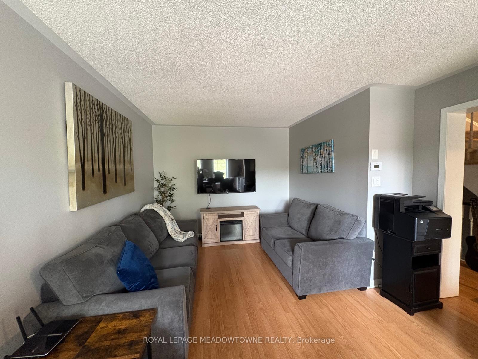 Photo 12 of 774 Shortreed Crescent, Milton, Coates — HOMEH