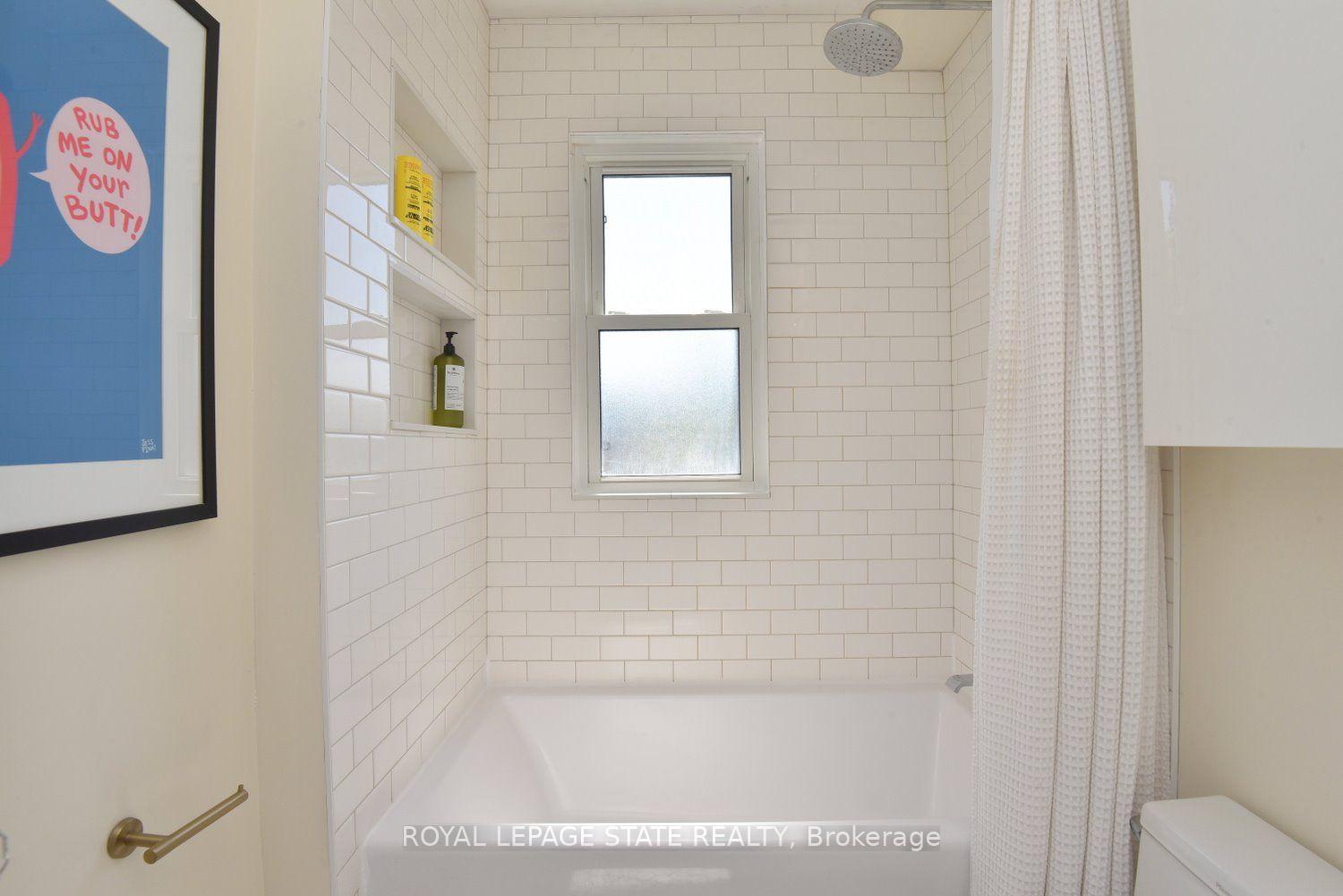 Photo 27 of 20 Fairholt Road N, Hamilton, Stipley — HOMEH
