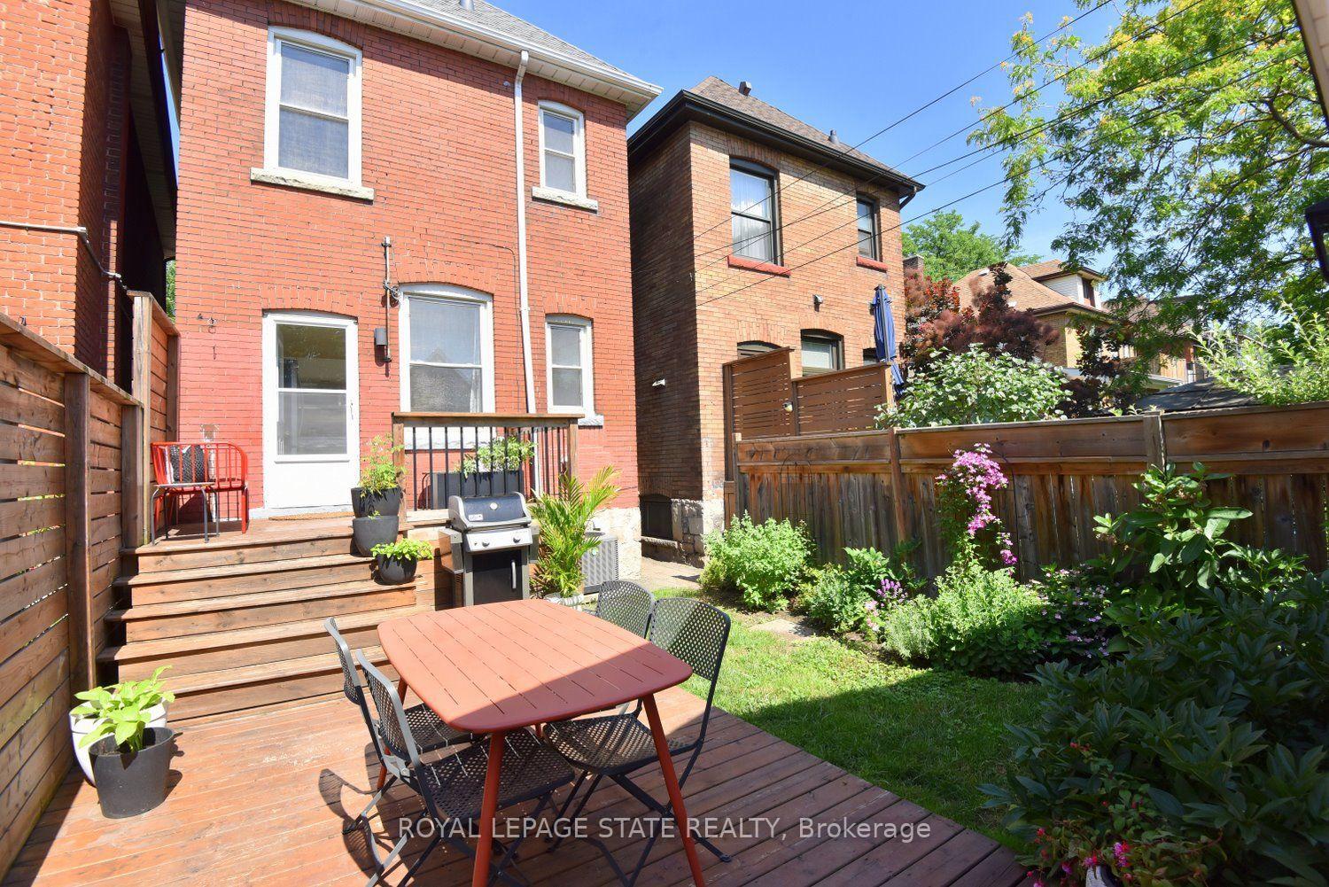 Photo 44 of 20 Fairholt Road N, Hamilton, Stipley — HOMEH