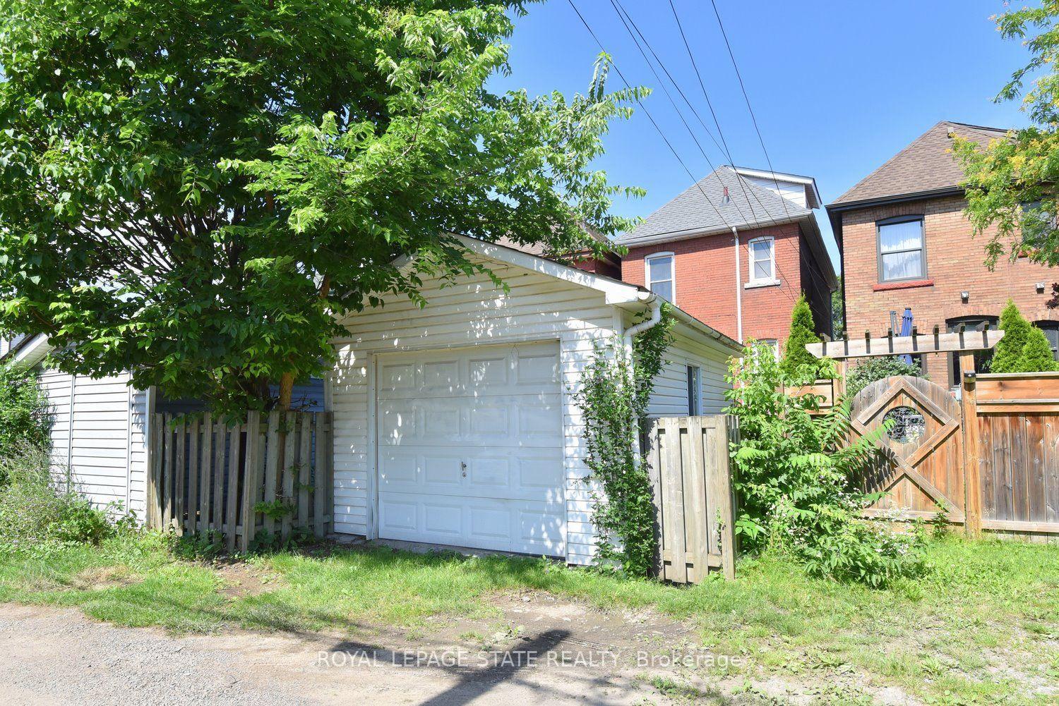 Photo 45 of 20 Fairholt Road N, Hamilton, Stipley — HOMEH