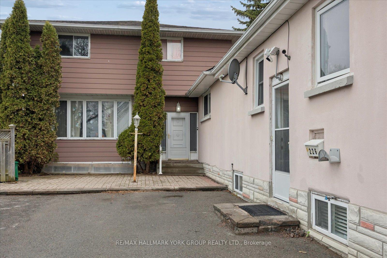 Photo 3 of 226 Cromwell Avenue, Oshawa, Vanier — HOMEH