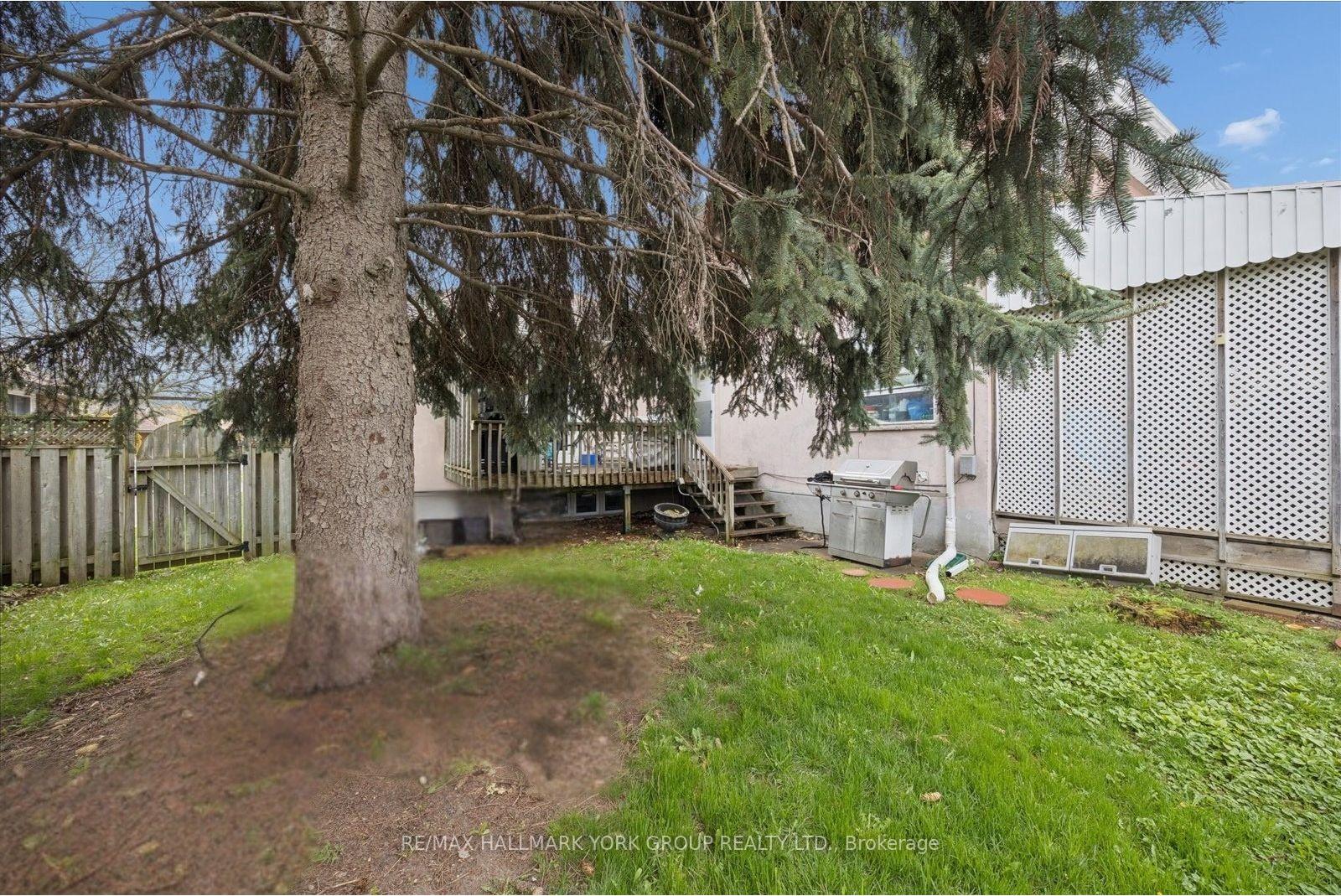 Photo 10 of 226 Cromwell Avenue, Oshawa, Vanier — HOMEH