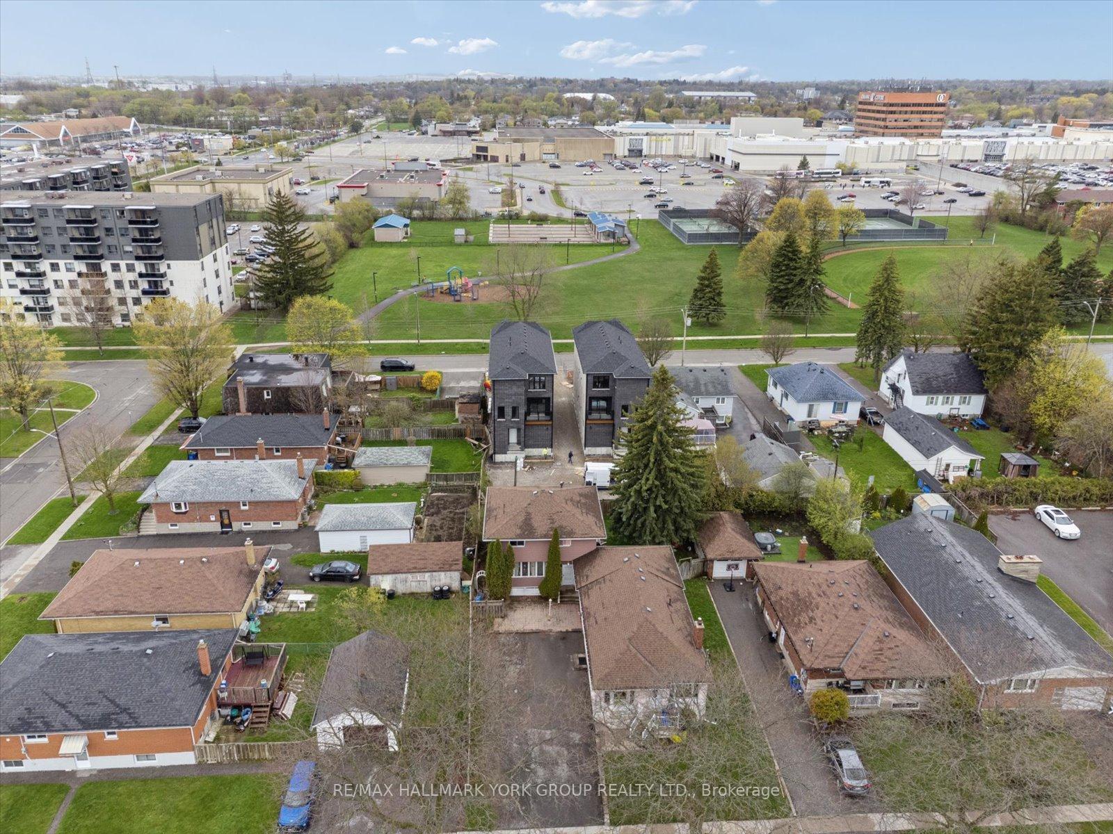 Photo 19 of 226 Cromwell Avenue, Oshawa, Vanier — HOMEH