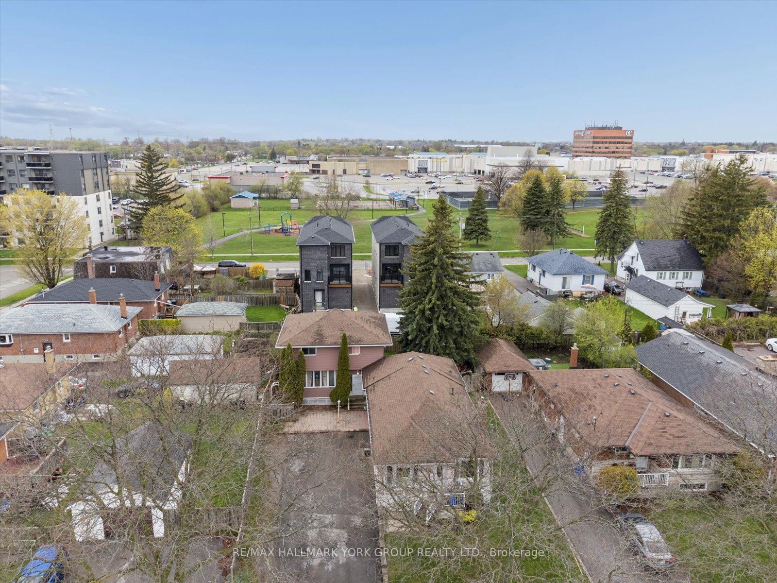Photo 20 of 226 Cromwell Avenue, Oshawa, Vanier — HOMEH