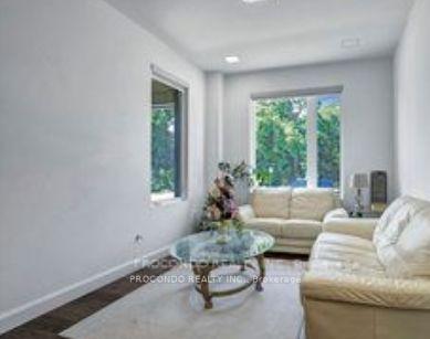 Photo 2 of Unit Room 3, 528 Jones Road, Hamilton, Lakeshore — HOMEH