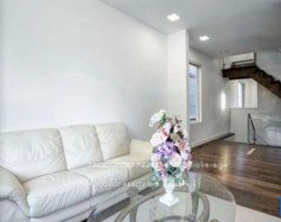 Photo 3 of Unit Room 3, 528 Jones Road, Hamilton, Lakeshore — HOMEH