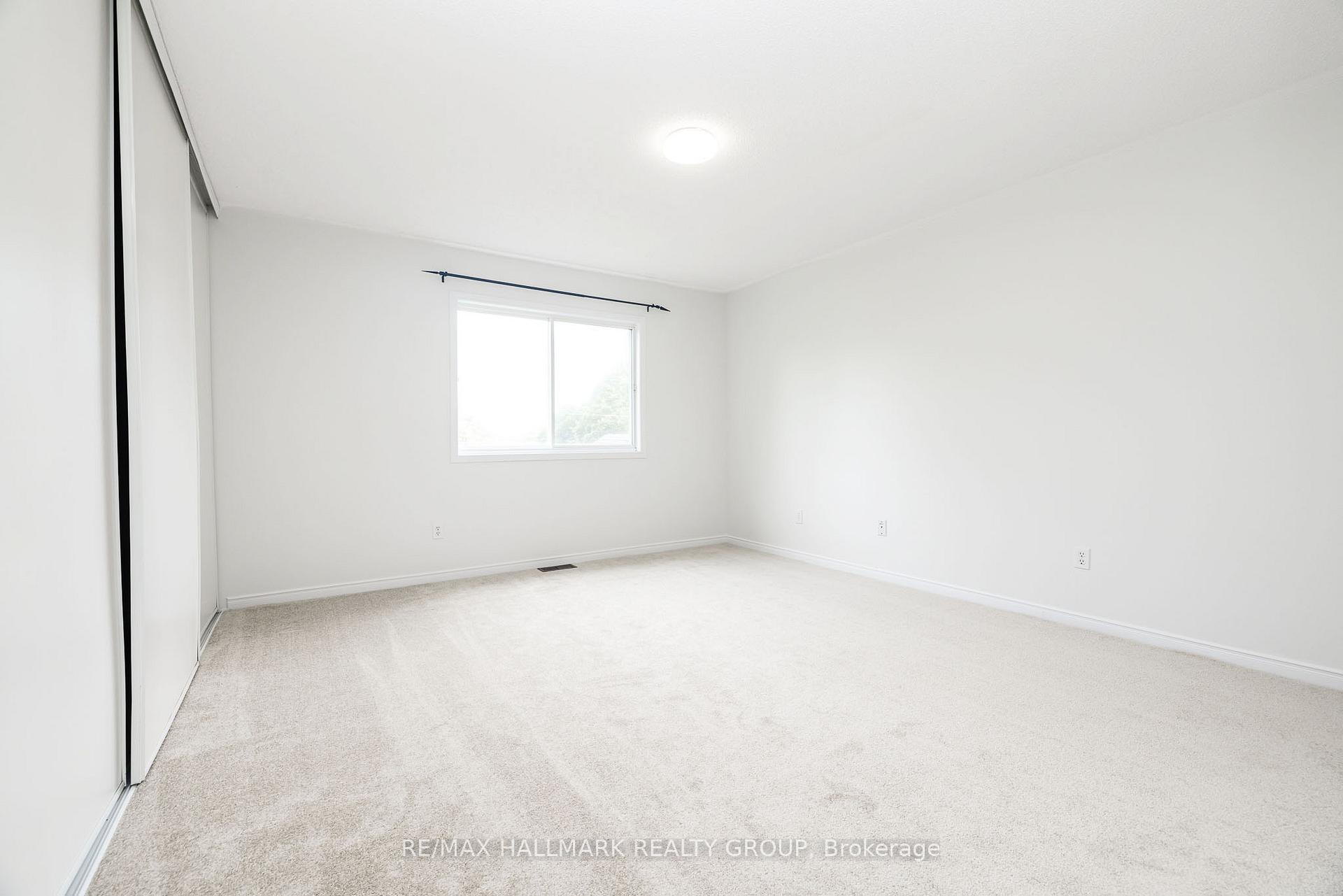 Photo 27 of 702 Maley Street, North Grenville, Kemptville — HOMEH