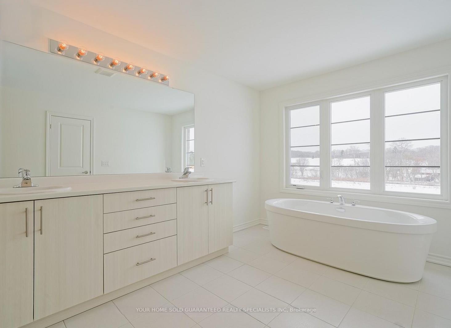 Photo 10 of 62 Calypso Avenue, Springwater, Midhurst — HOMEH