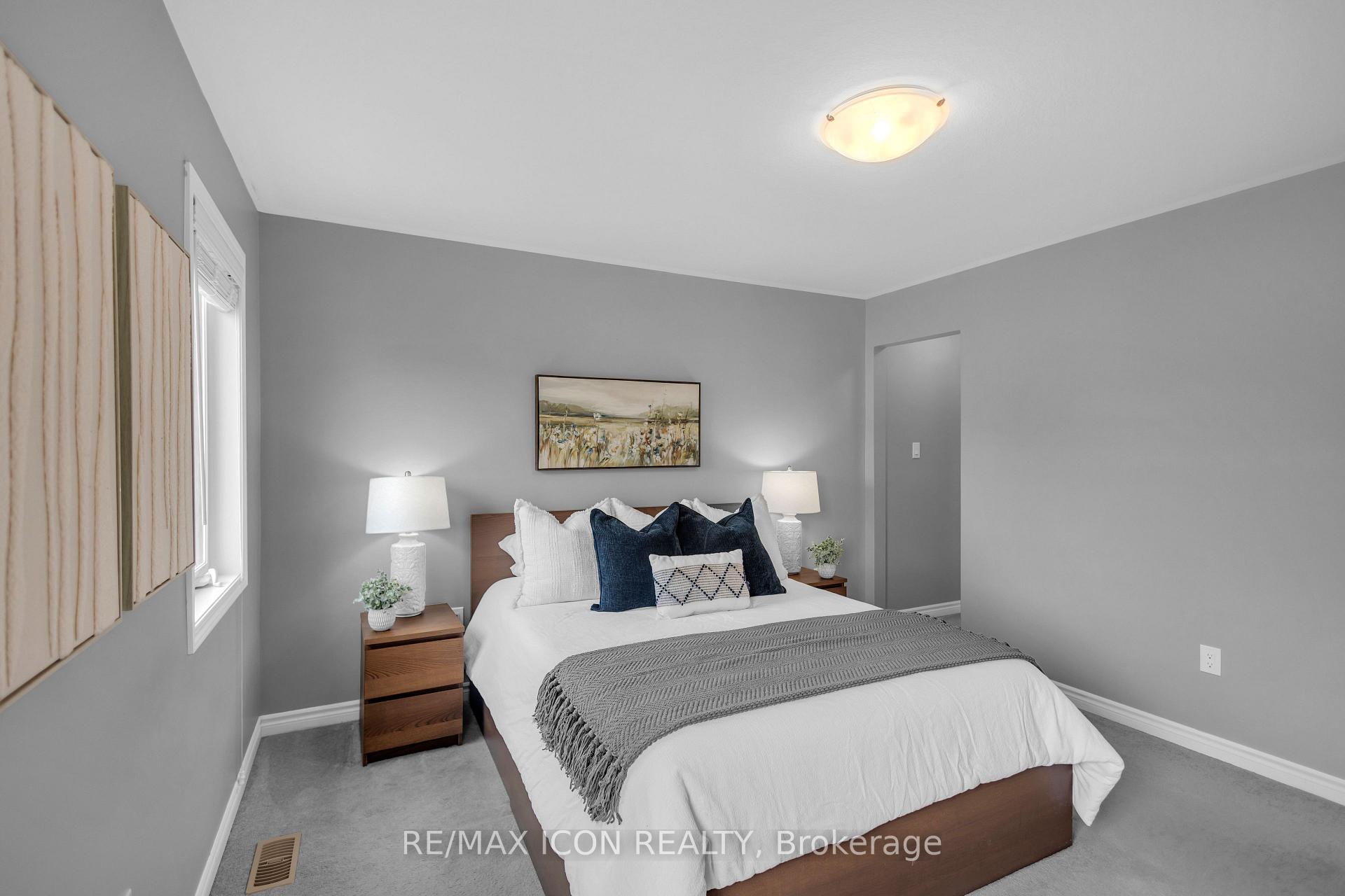 Photo 22 of 515 Equestrian Way, Cambridge, Silver Heights — HOMEH