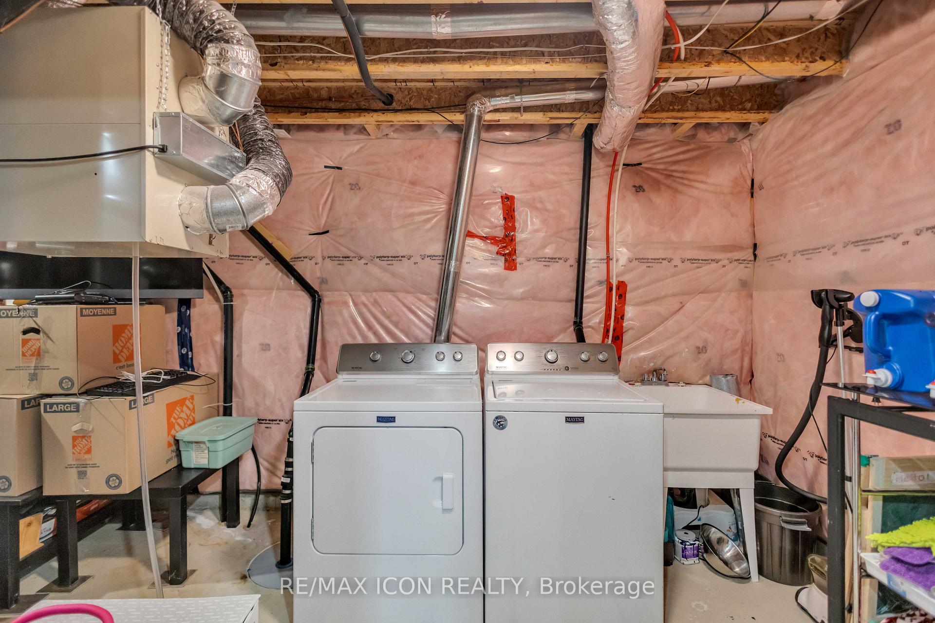 Photo 37 of 515 Equestrian Way, Cambridge, Silver Heights — HOMEH
