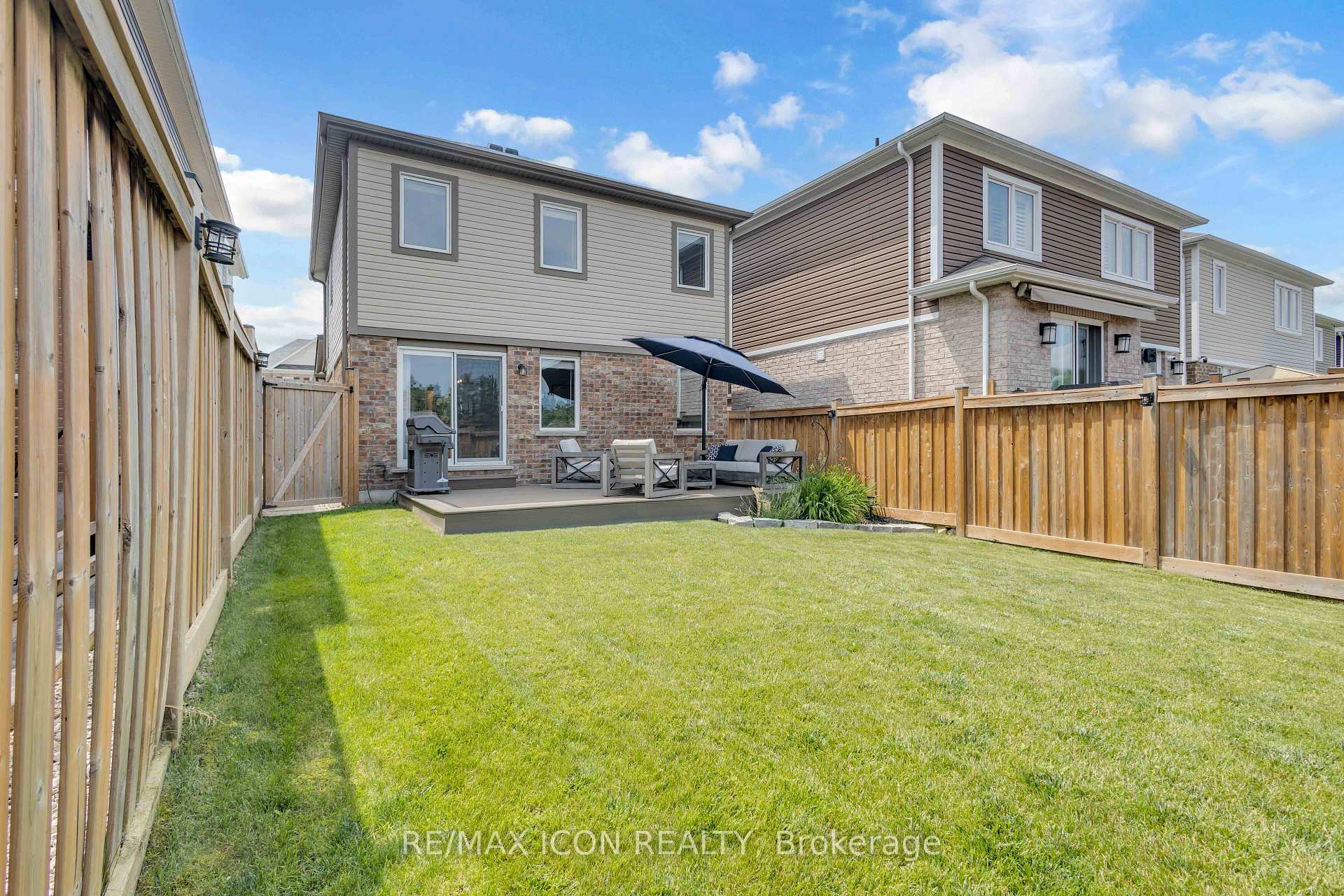 Photo 40 of 515 Equestrian Way, Cambridge, Silver Heights — HOMEH