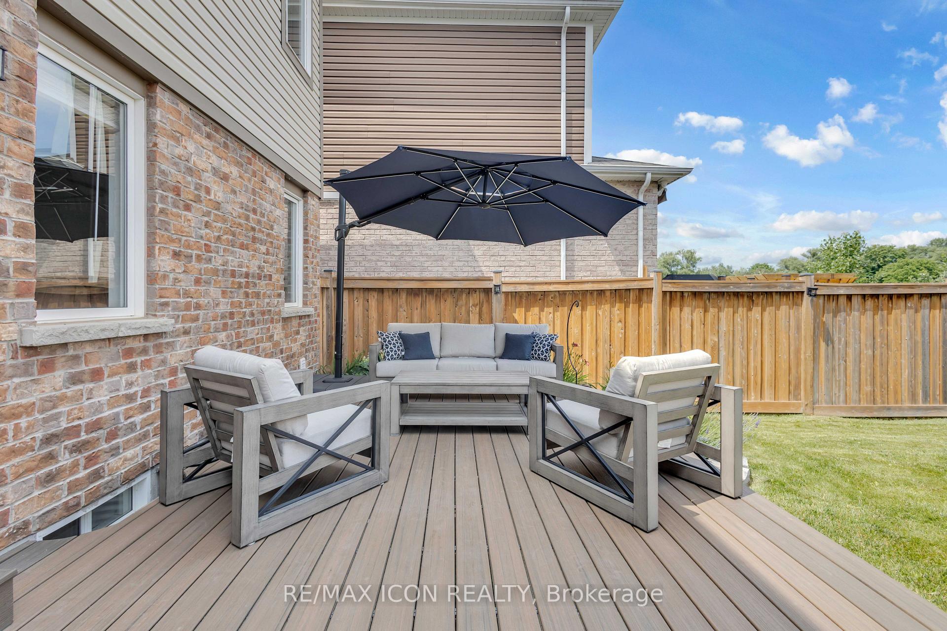 Photo 41 of 515 Equestrian Way, Cambridge, Silver Heights — HOMEH